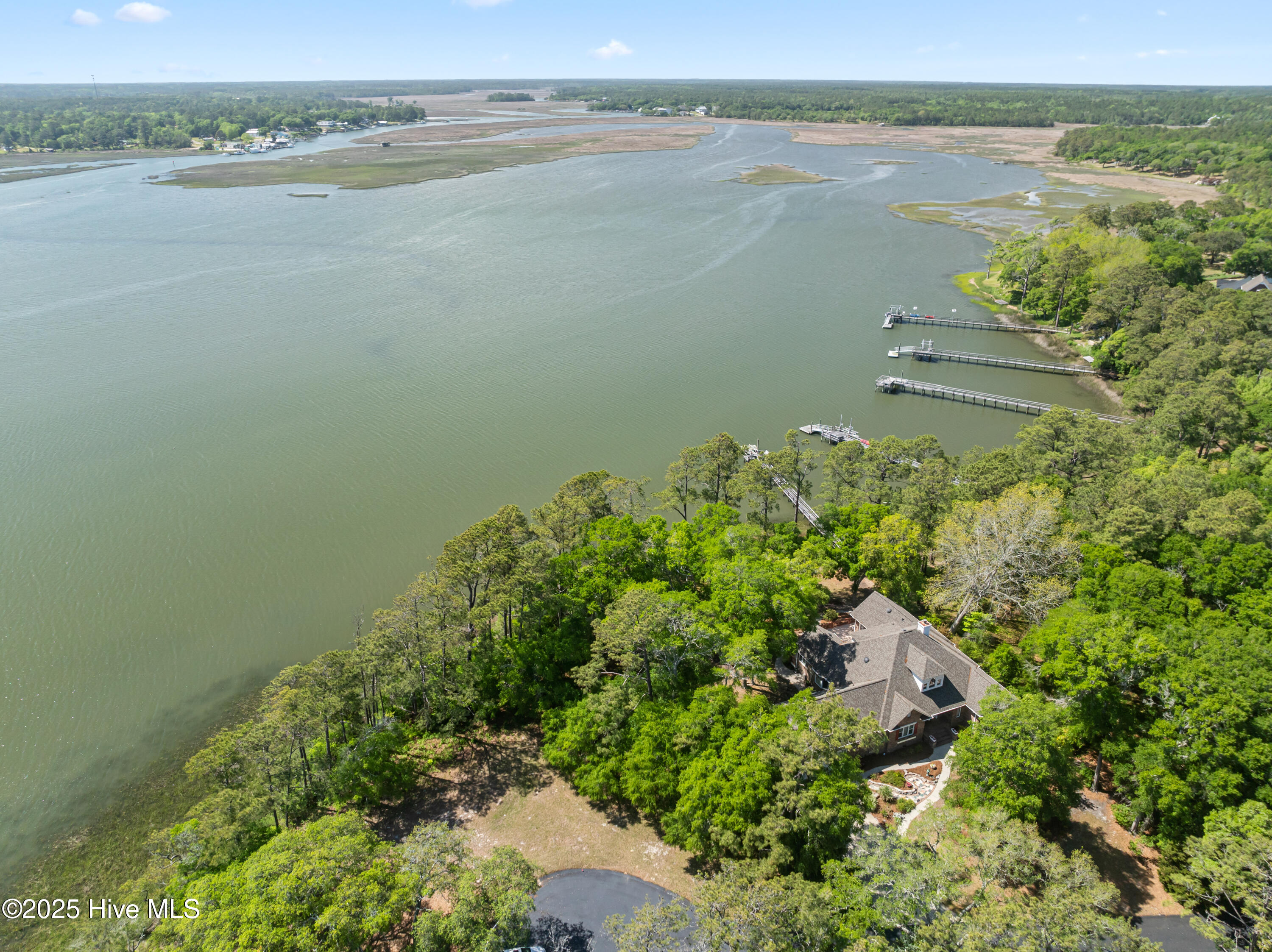 100570378 | Photo 70