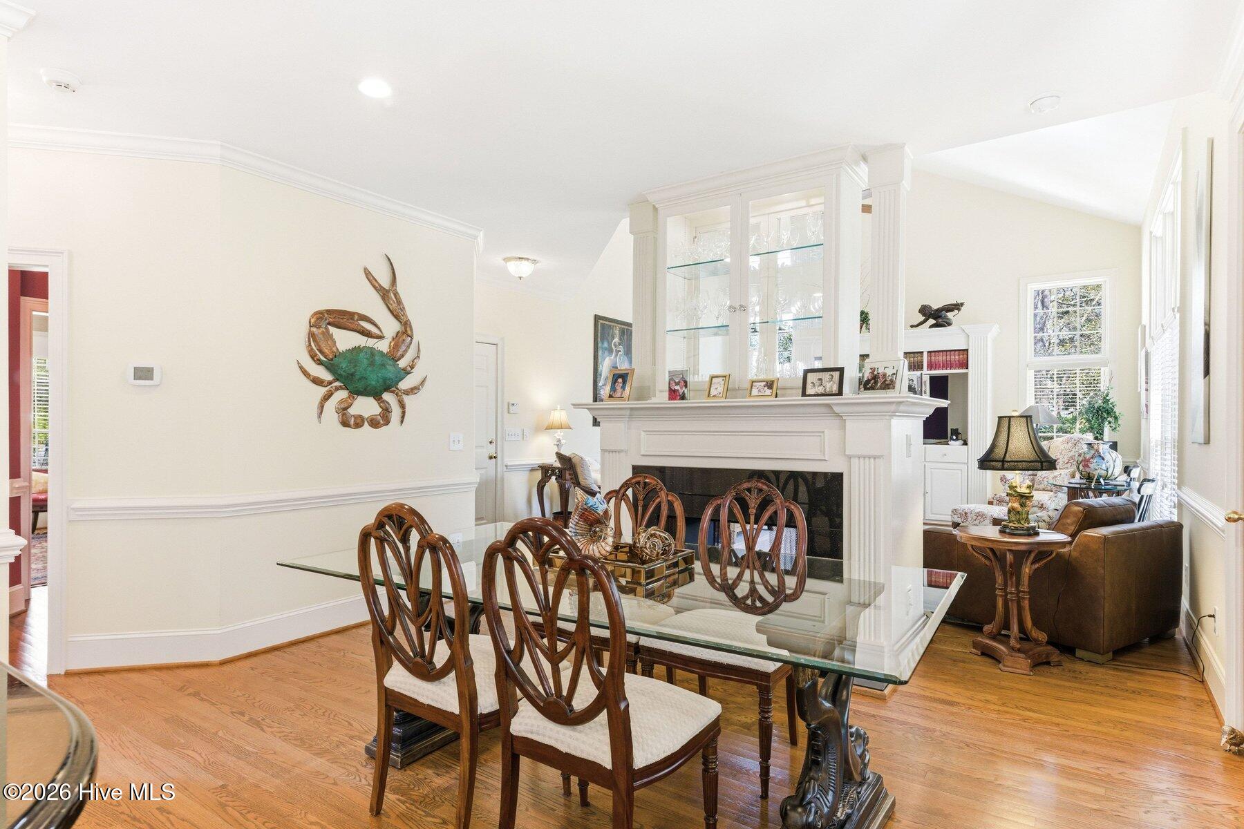 100562414 | Photo 15