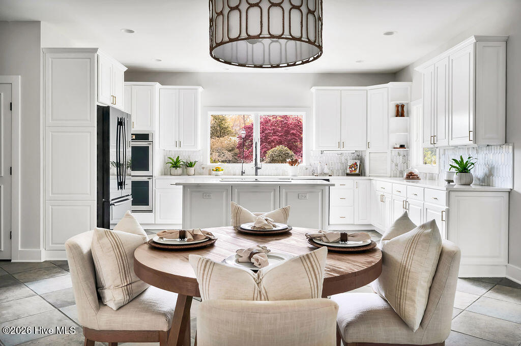 100565103 | Photo 20