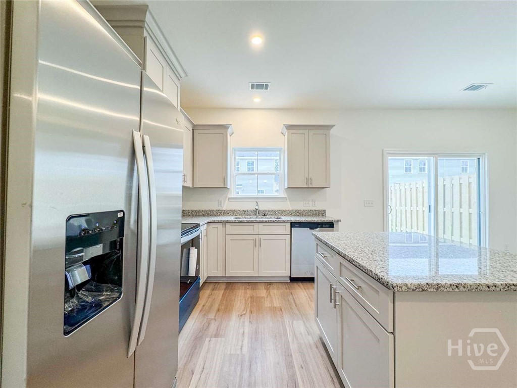 Homes for sale in Hinesville, GA | 74 Beaumont Dr, Hinesville, GA 31313 | MLS# SA335260