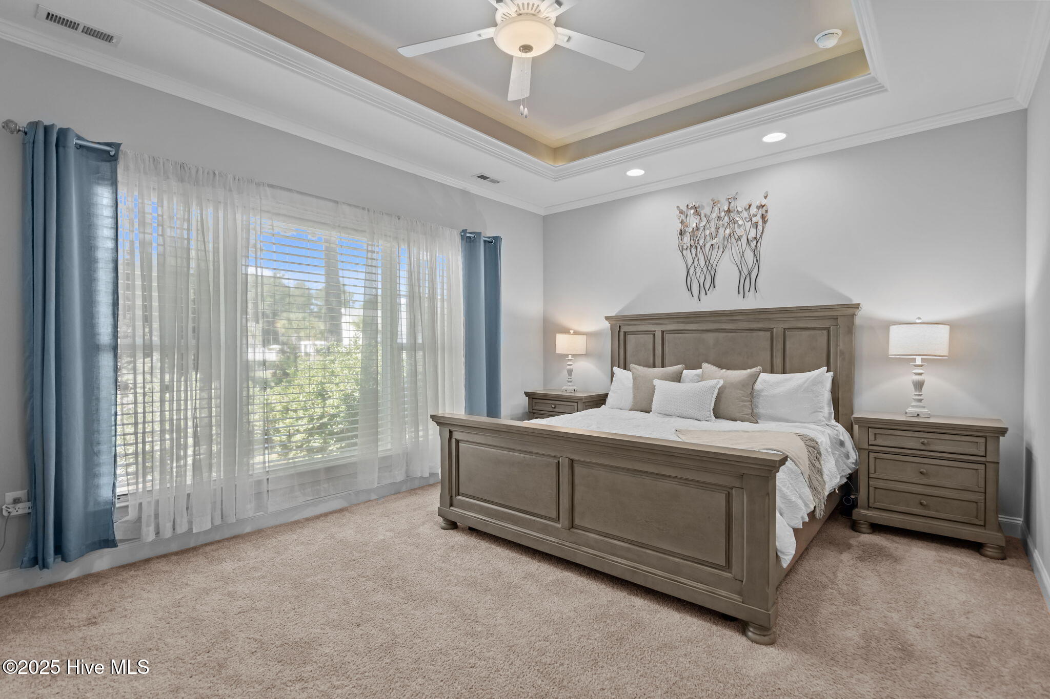 100532627 | Photo 25