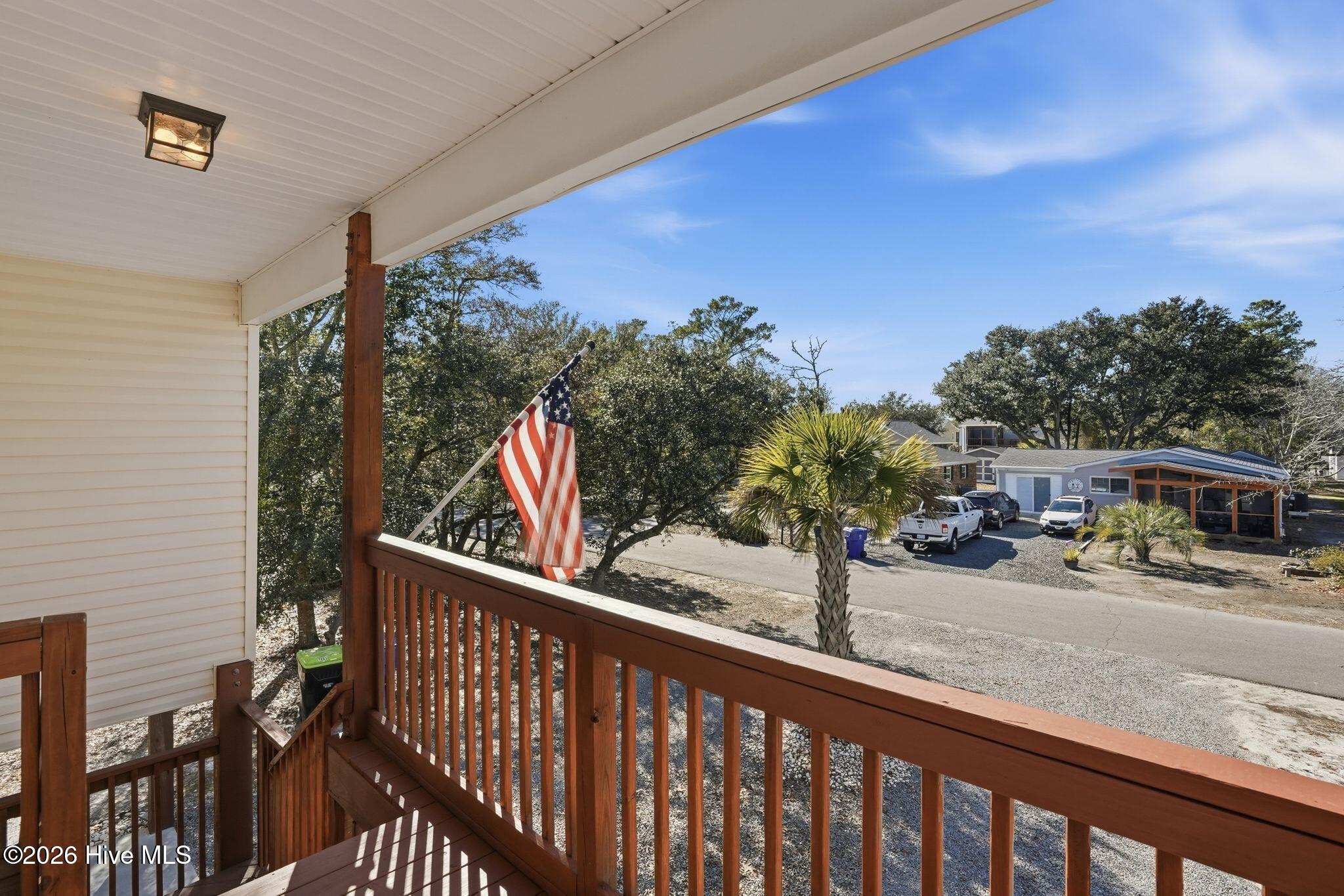 100555111 | Photo 36