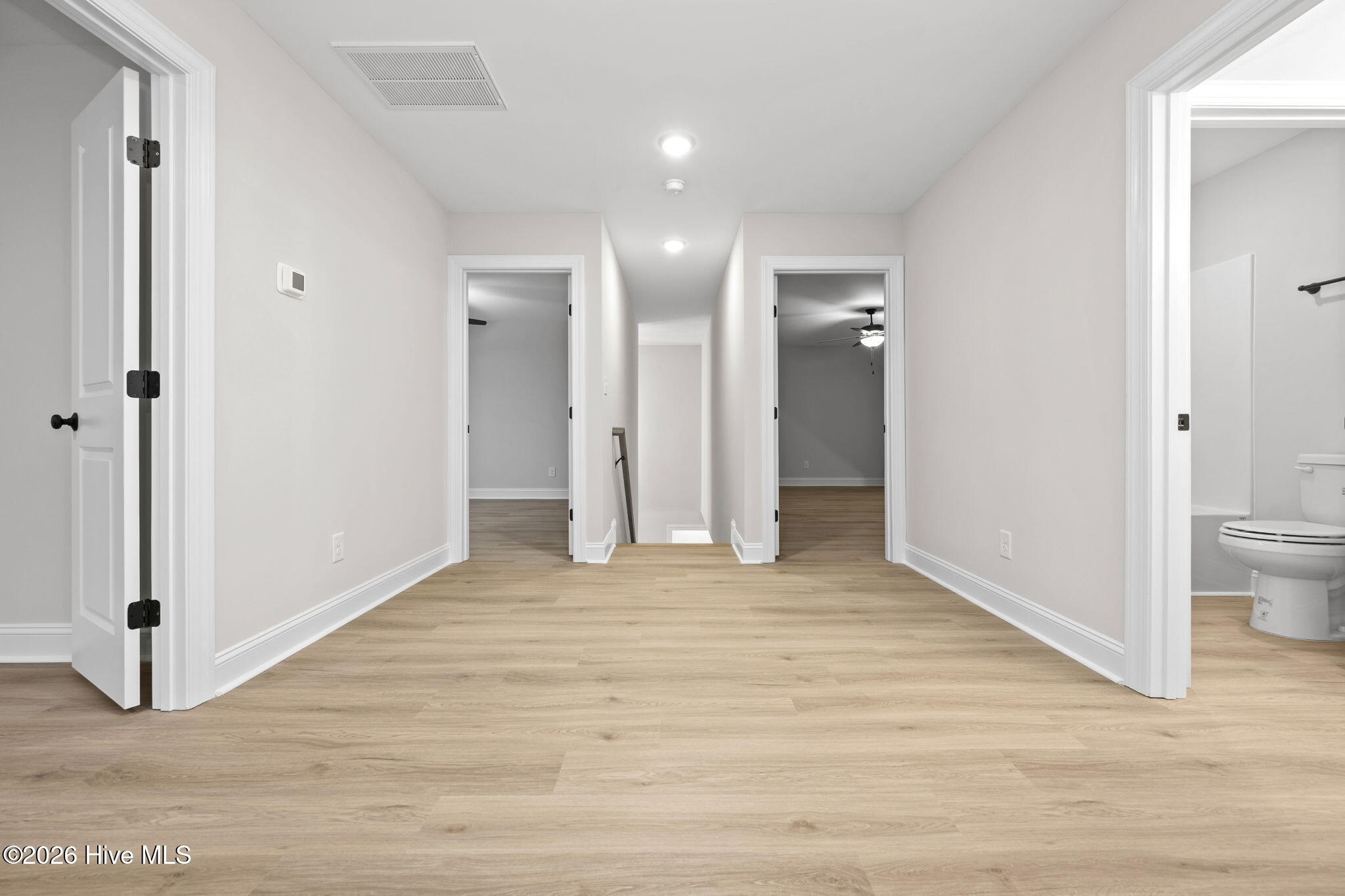 100516022 | Photo 52