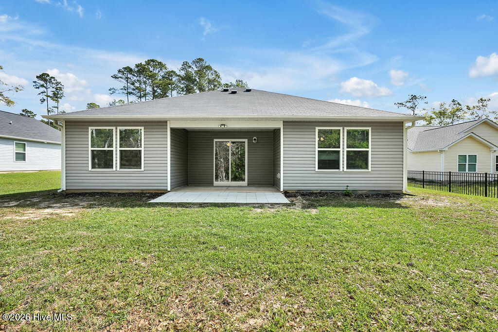 100563214 | Photo 20