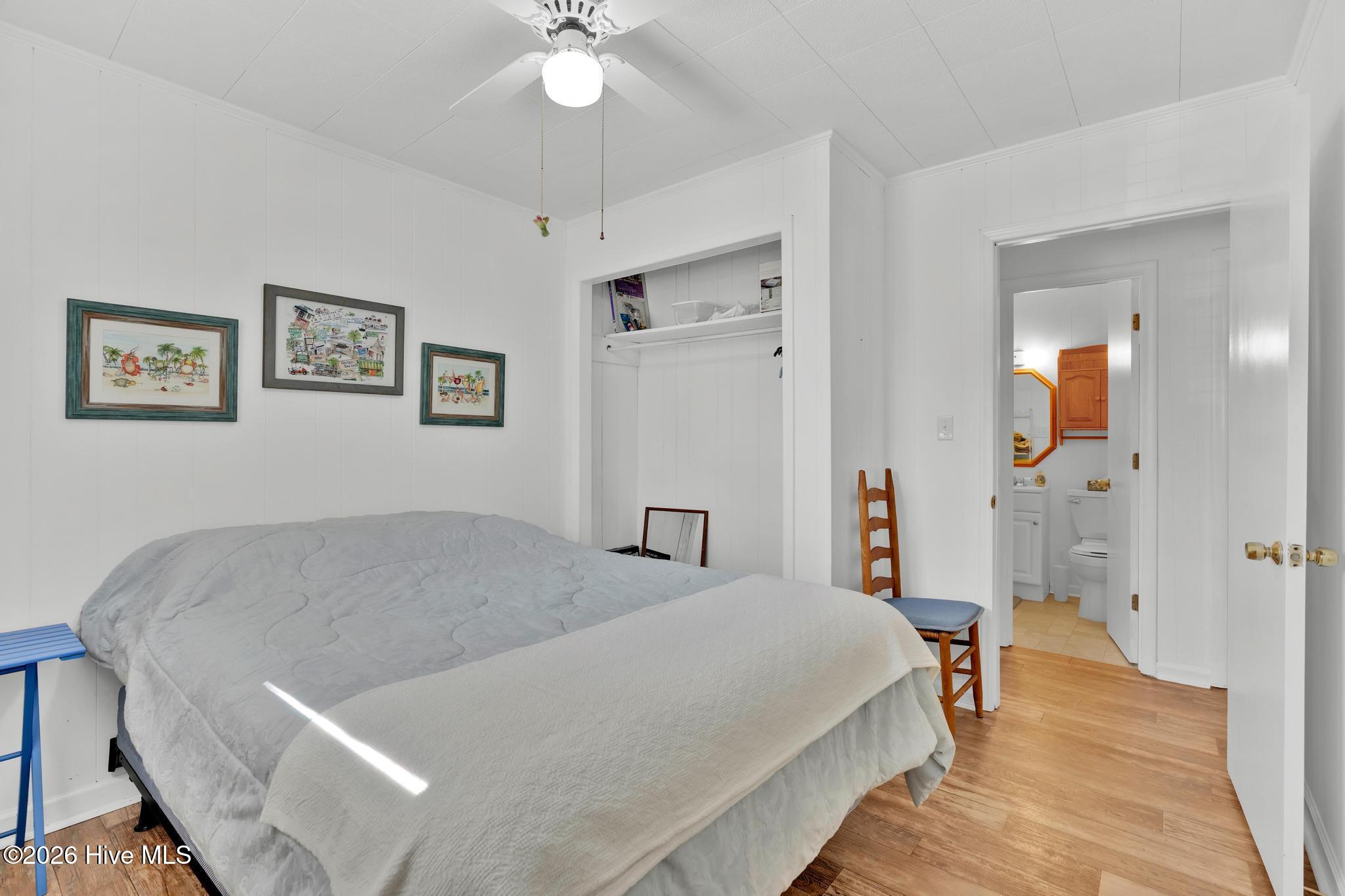 100562337 | Photo 21