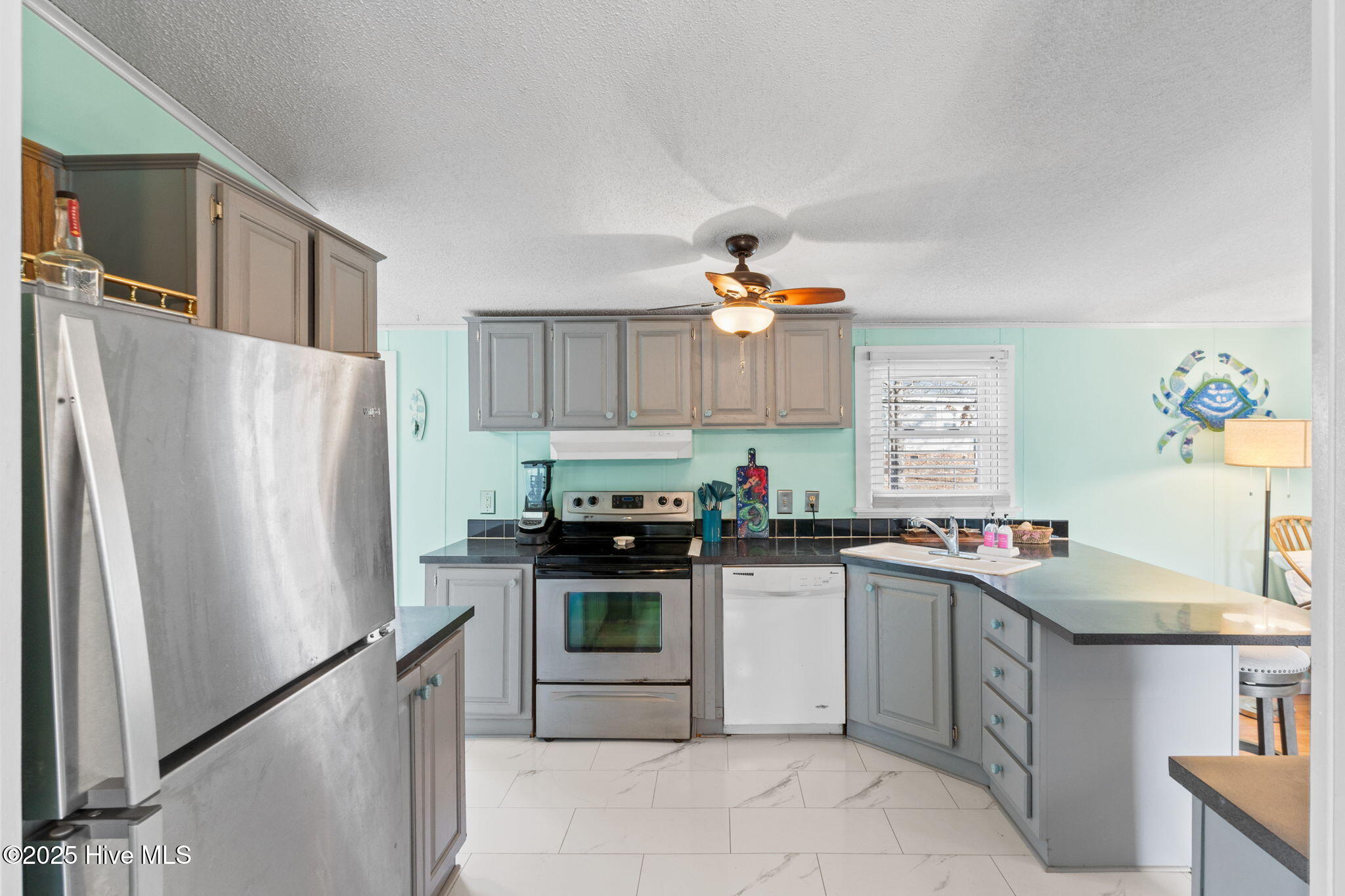 2228 Lakeside Avenue SW, Supply, NC 28462 – photo 12: Kitchen