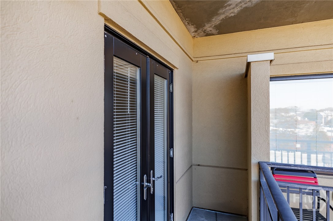 250 W Broad Street 714