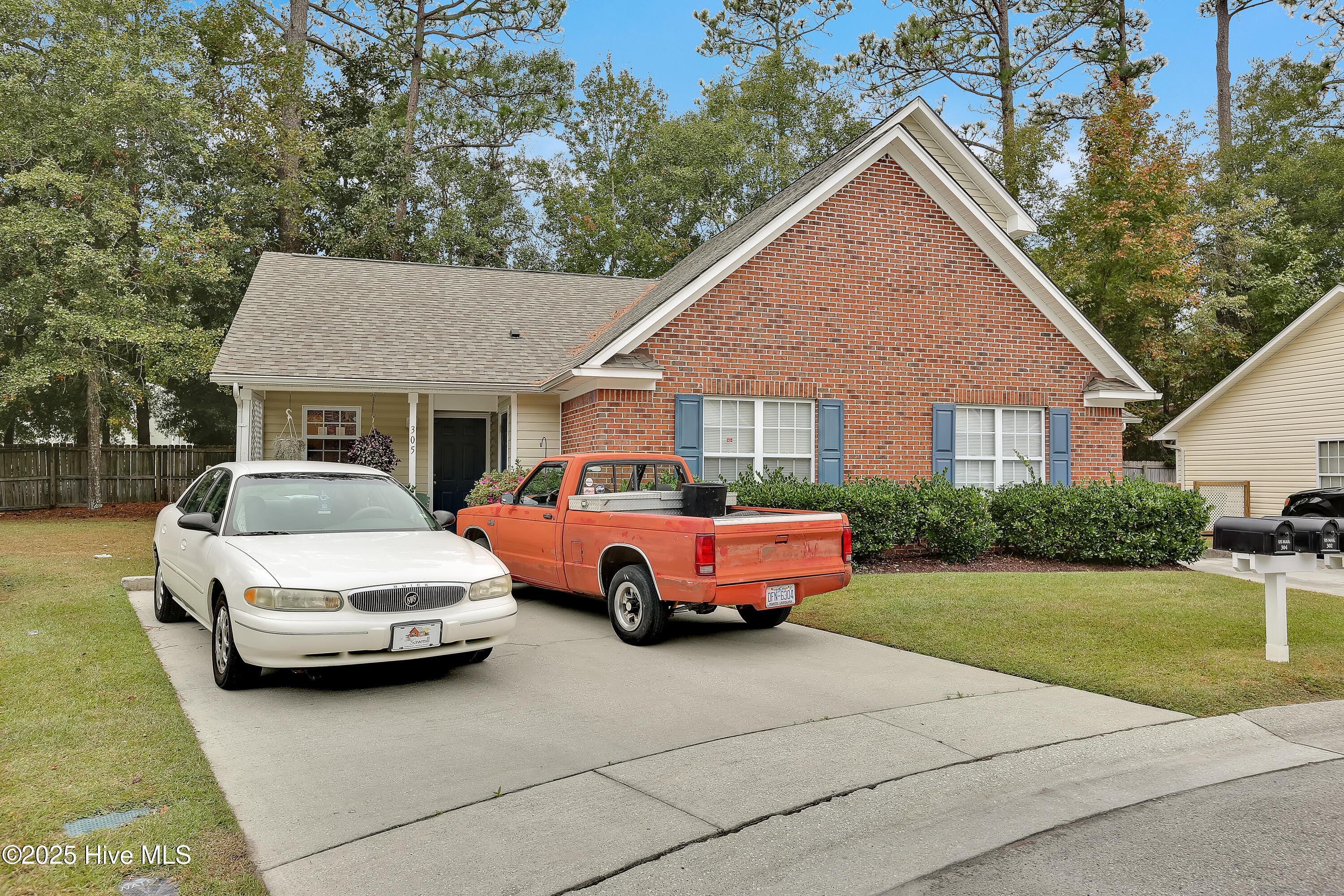 Homes for sale in Wilmington, NC | 305 Saint Rosea Dr, Wilmington, NC 28405 | MLS# 100511811