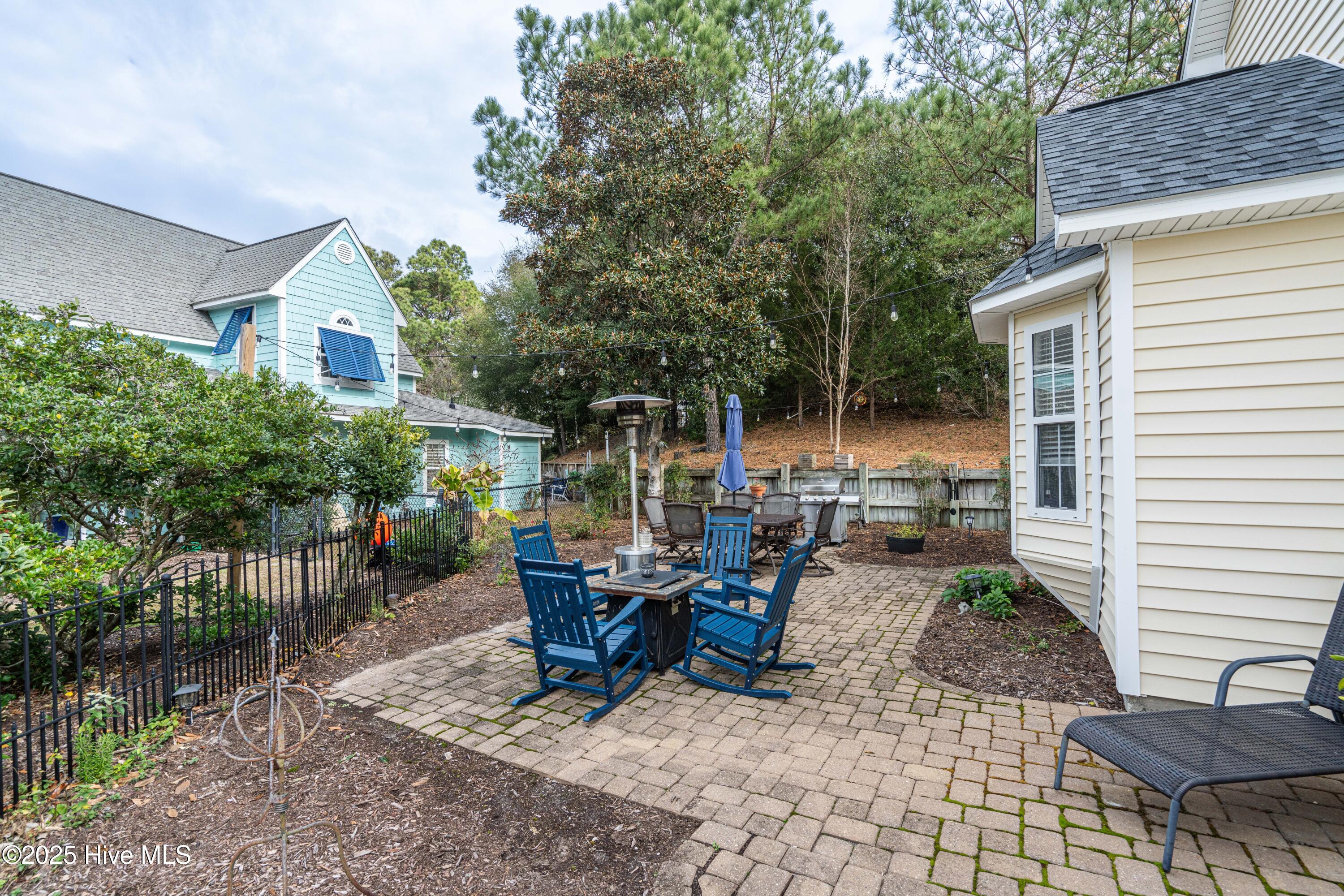 100546381 | Photo 30