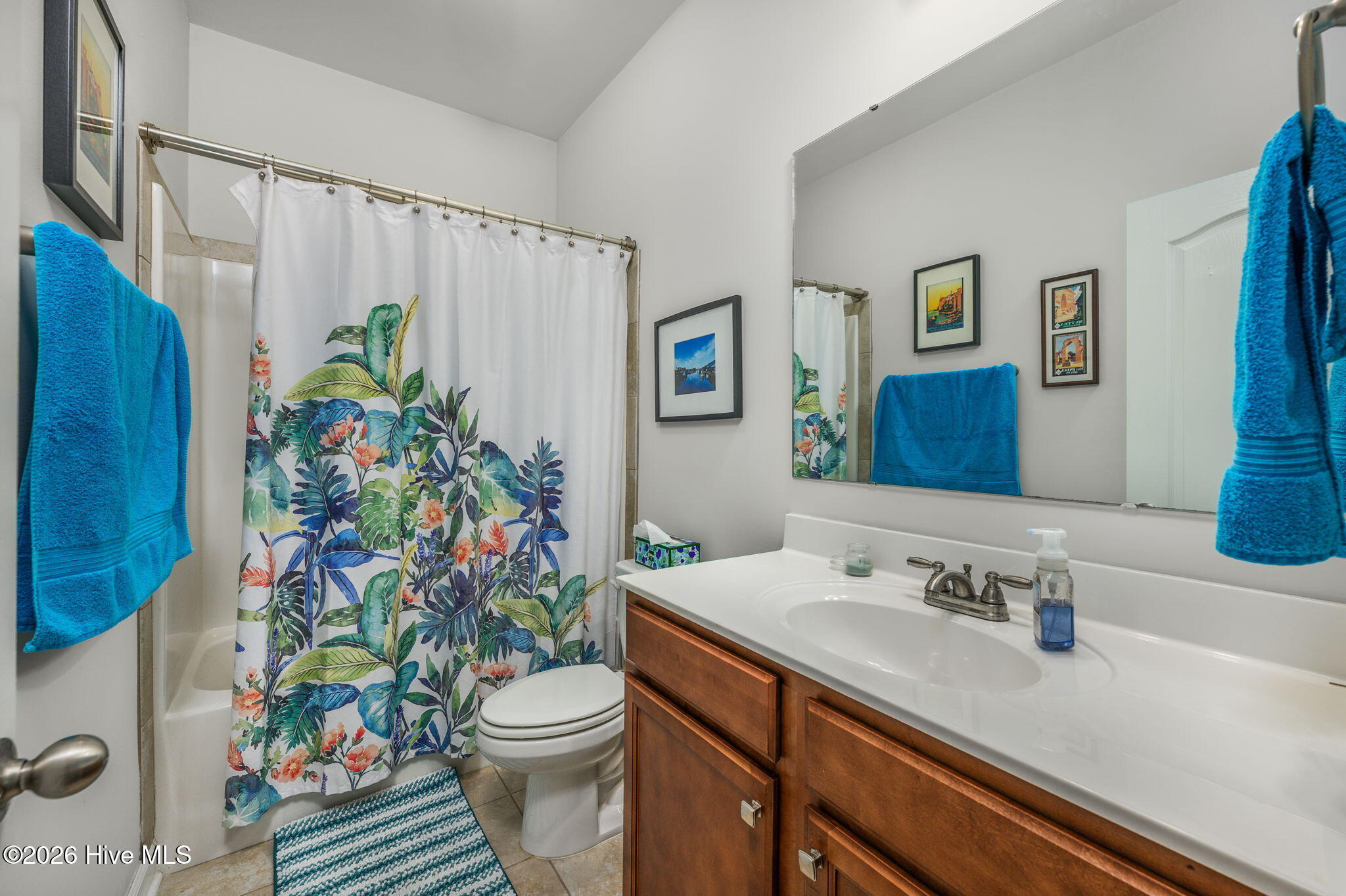 100559245 | Photo 19