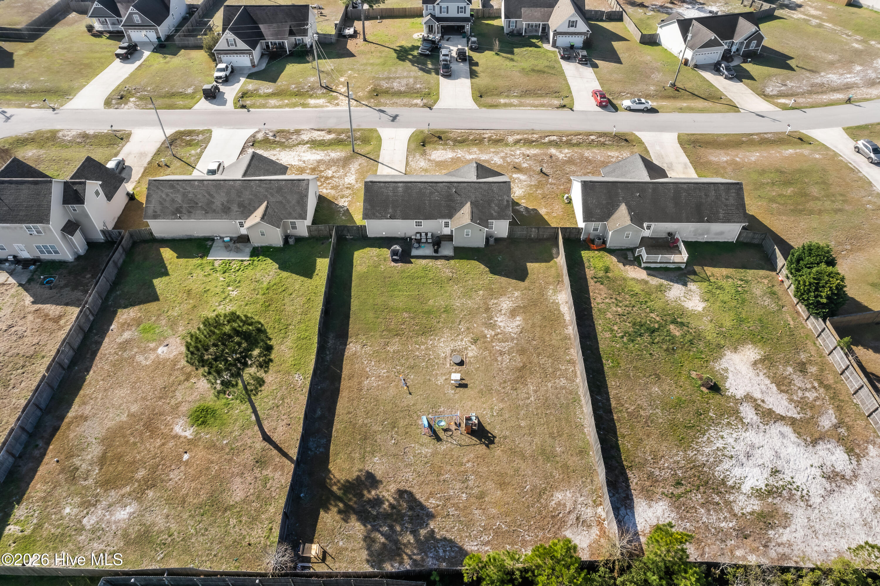 100562954 | Photo 23