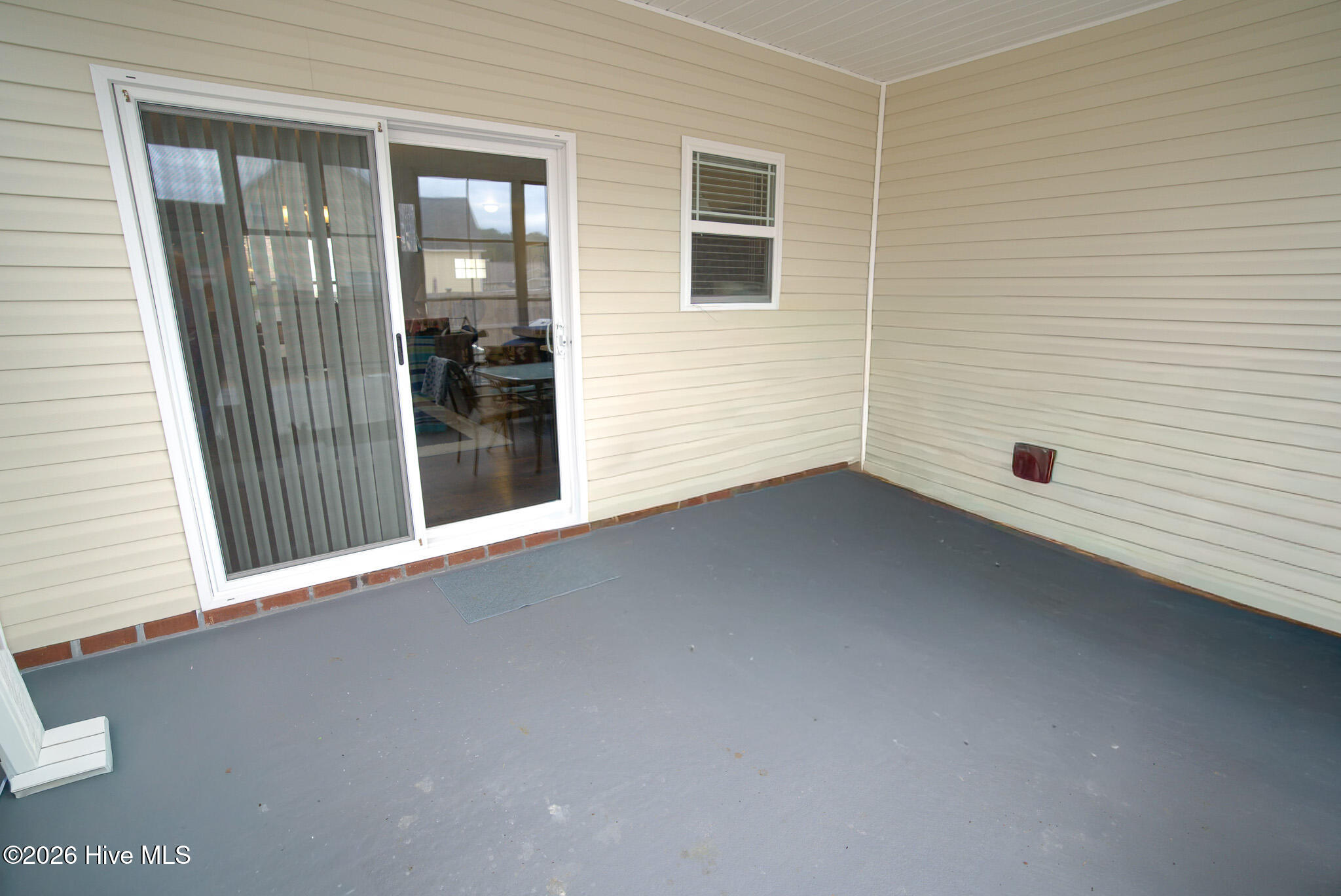 100553332 | Photo 17