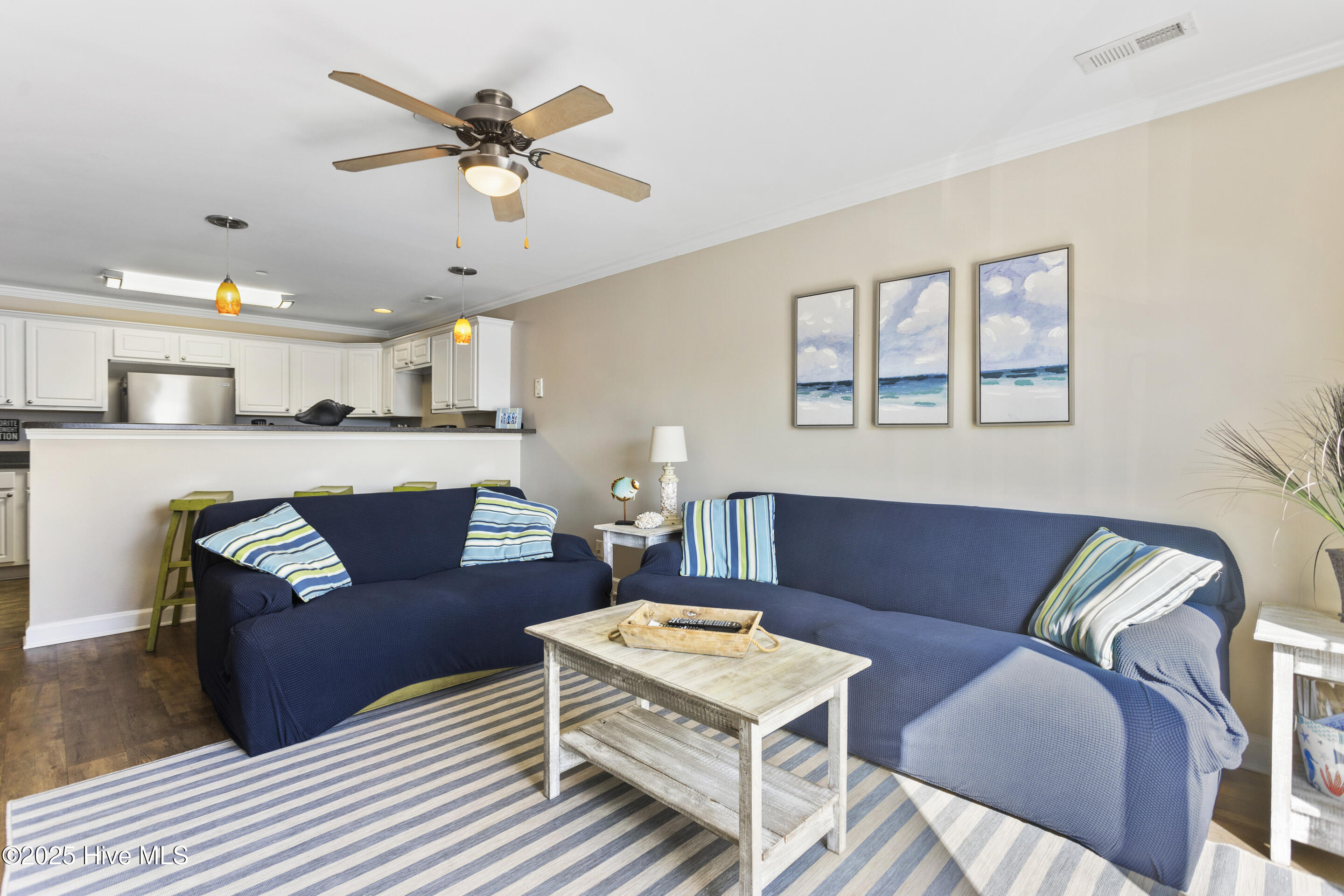 100531456 | Photo 13