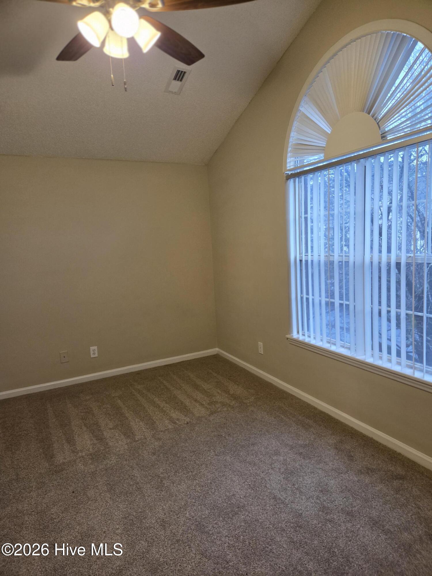 Undisclosed Address, Greenville, NC, 27858