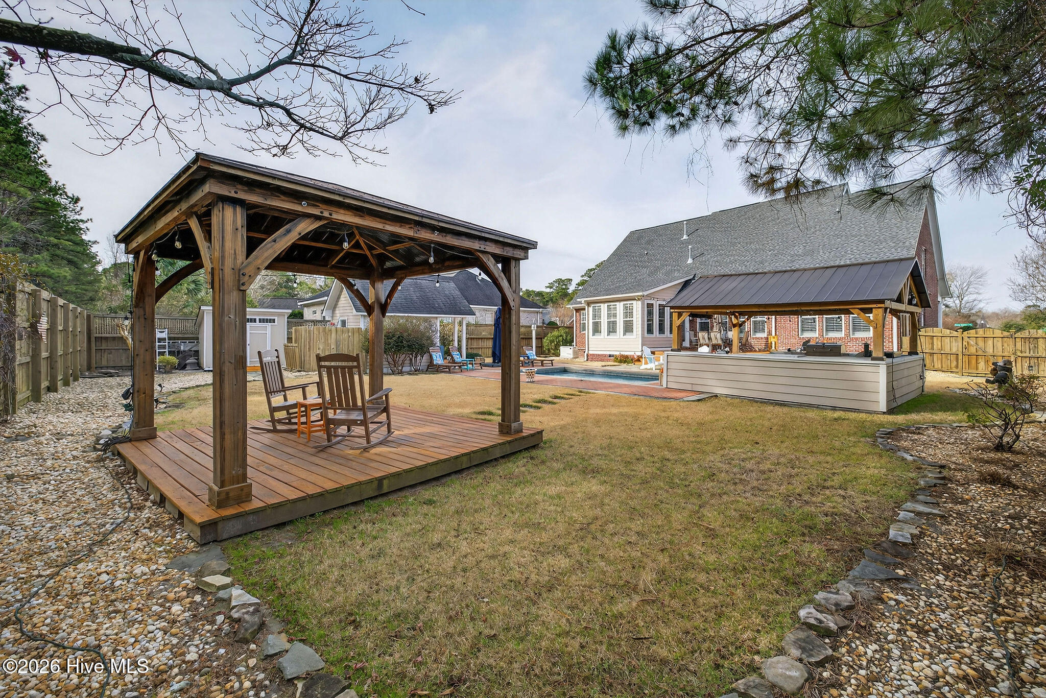 100547469 | Photo 53