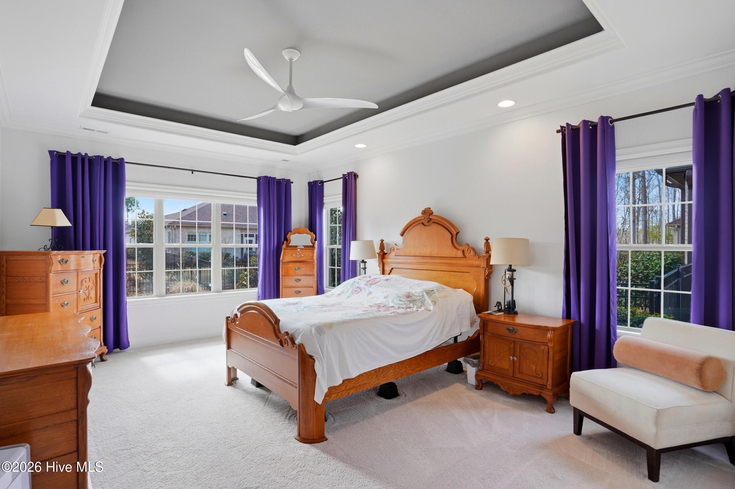 100560979 | Photo 19