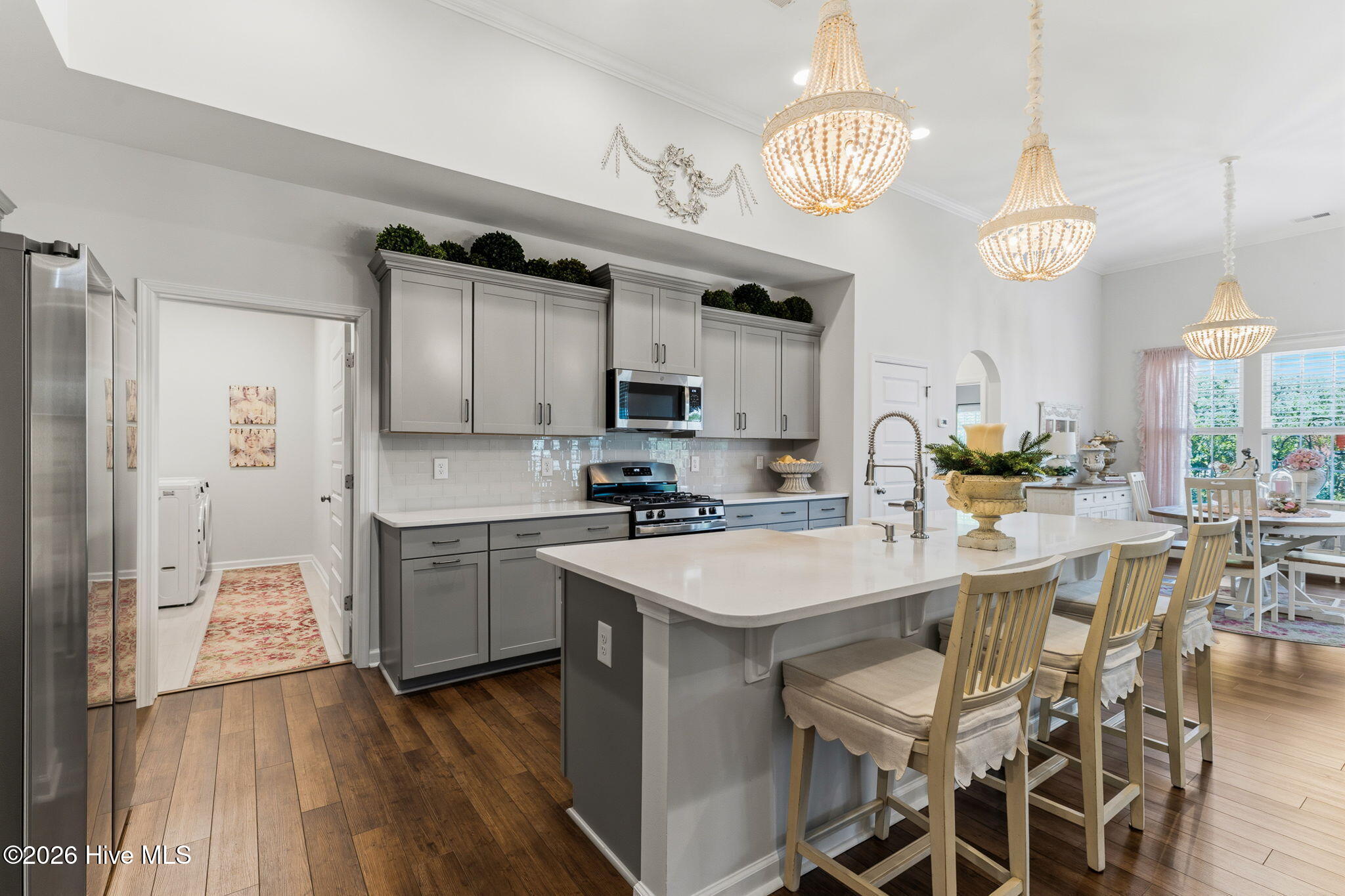 100568500 | Photo 18