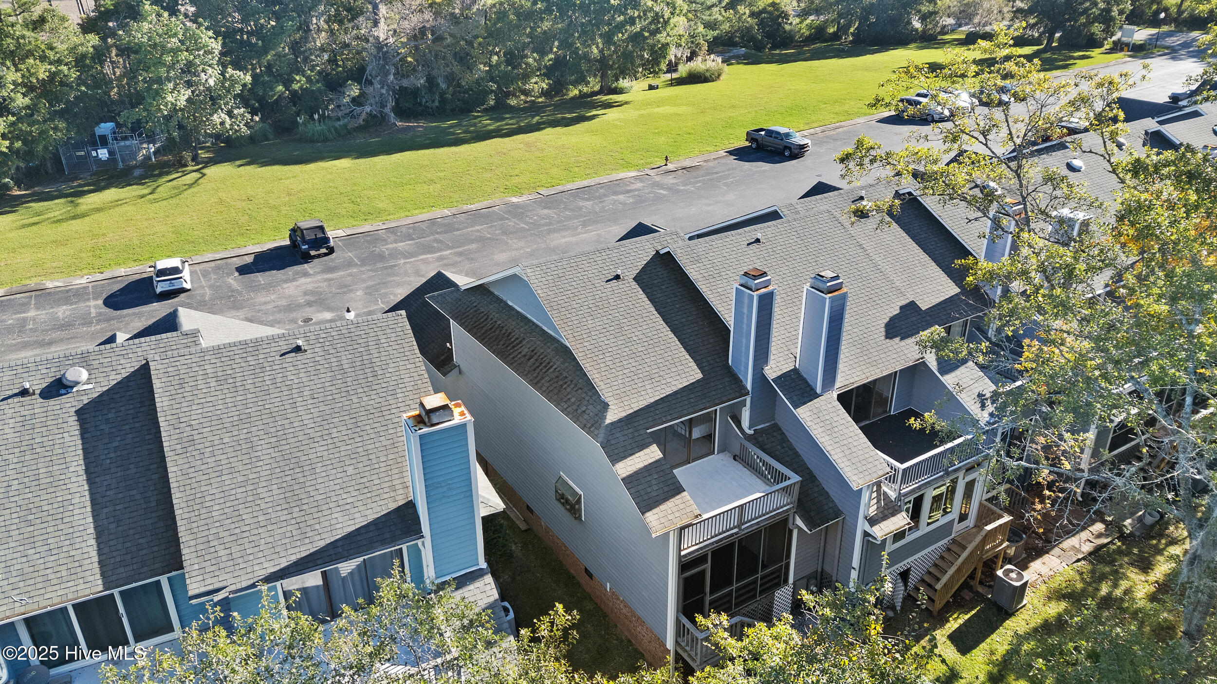 100537542 | Photo 30