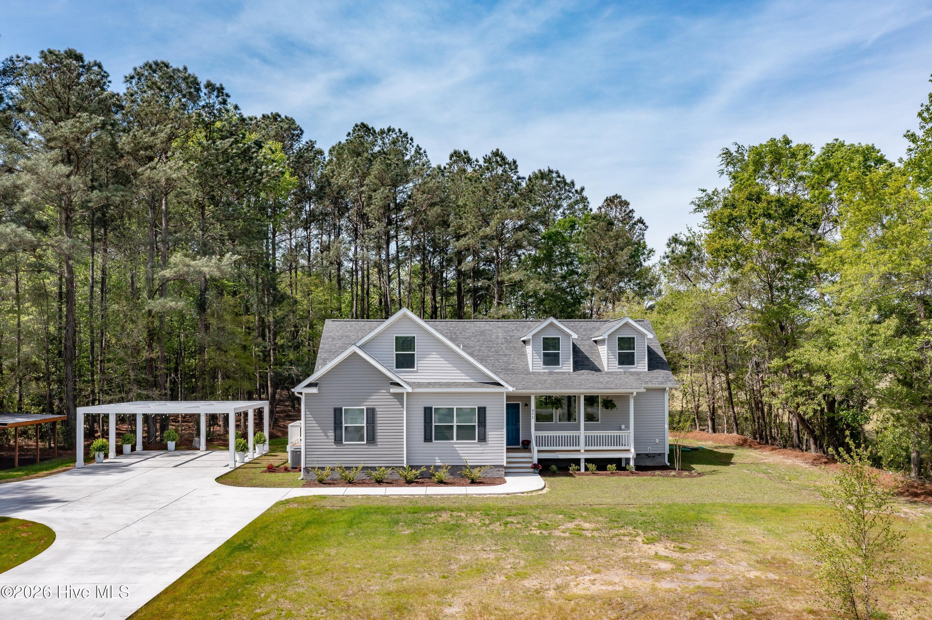 100567047 | Photo 47