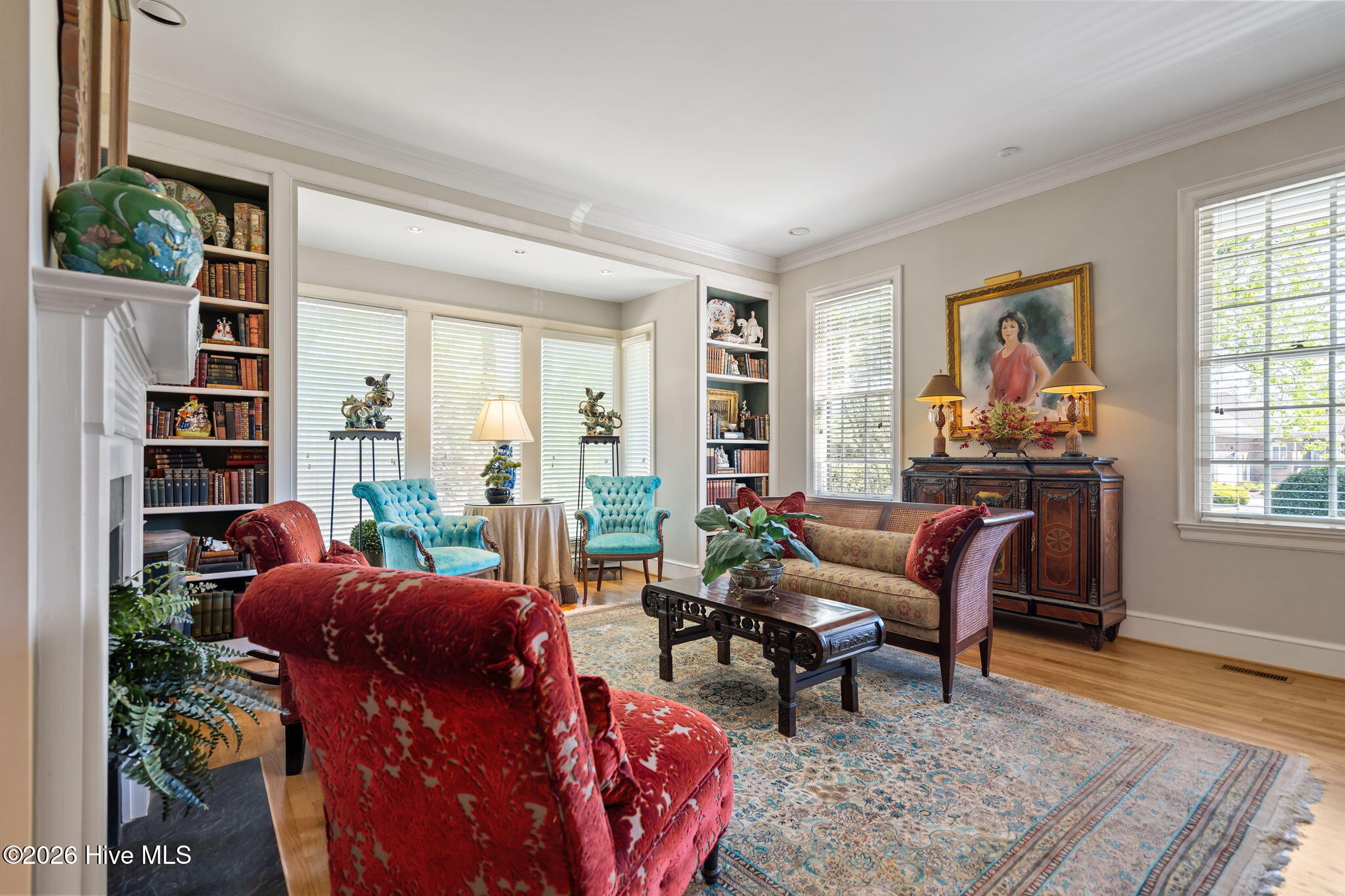 100570294 | Photo 17