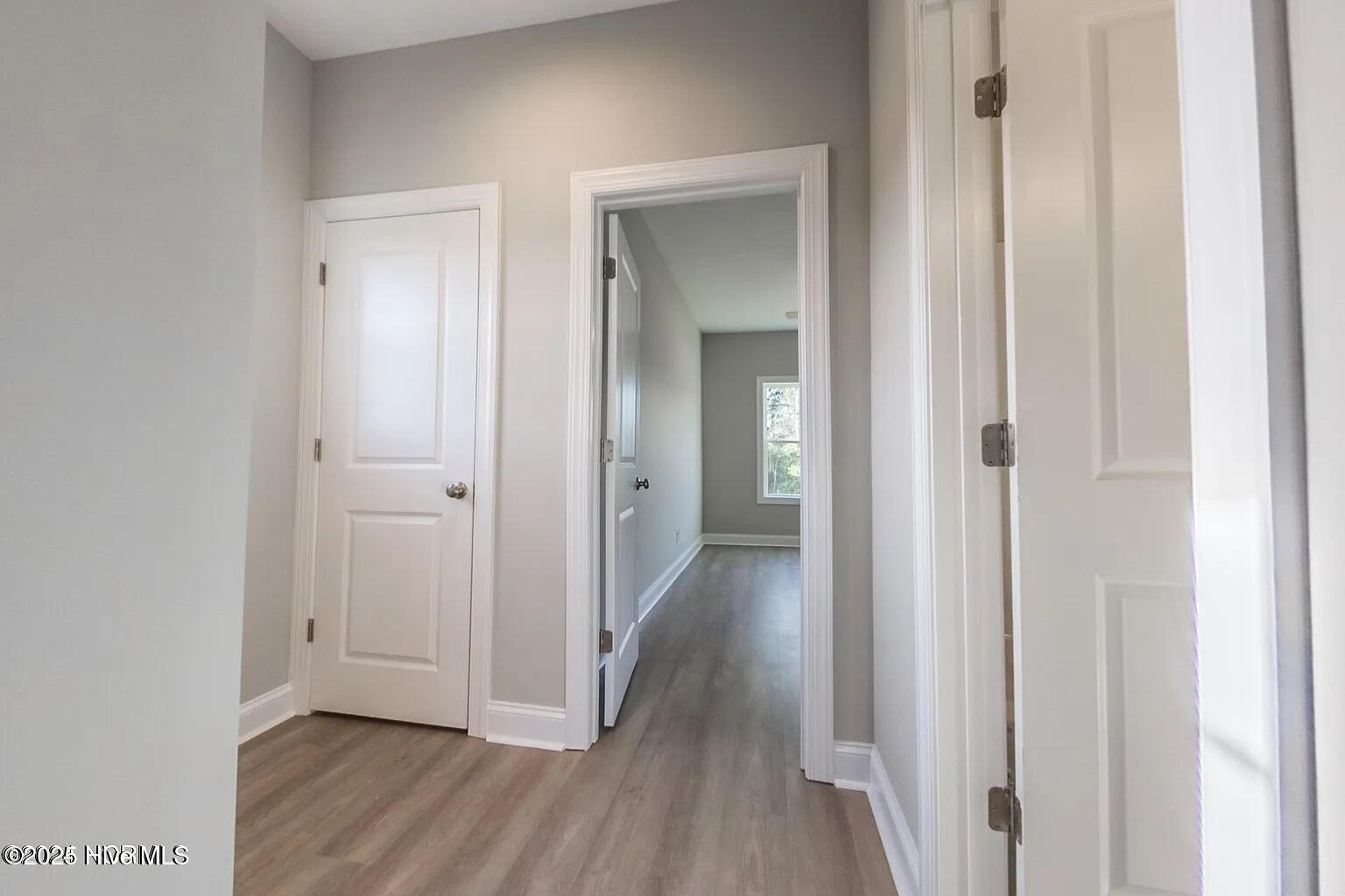 100528909 | Photo 43