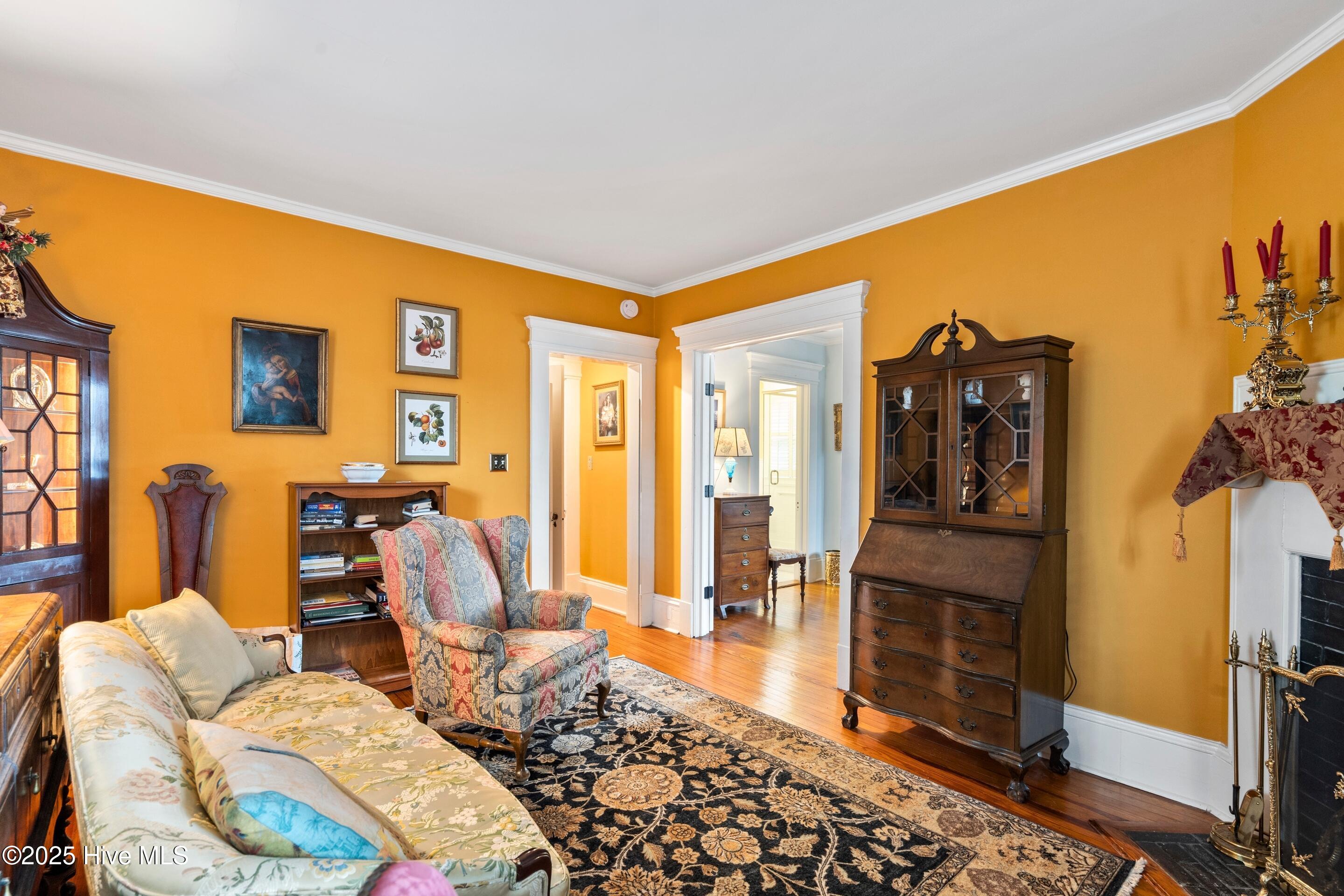 100553658 | Photo 47