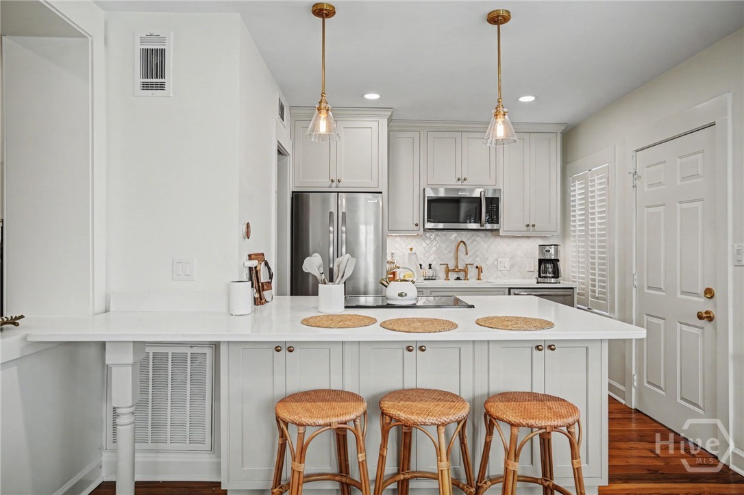 108 W Jones Street, Savannah, GA, 31401