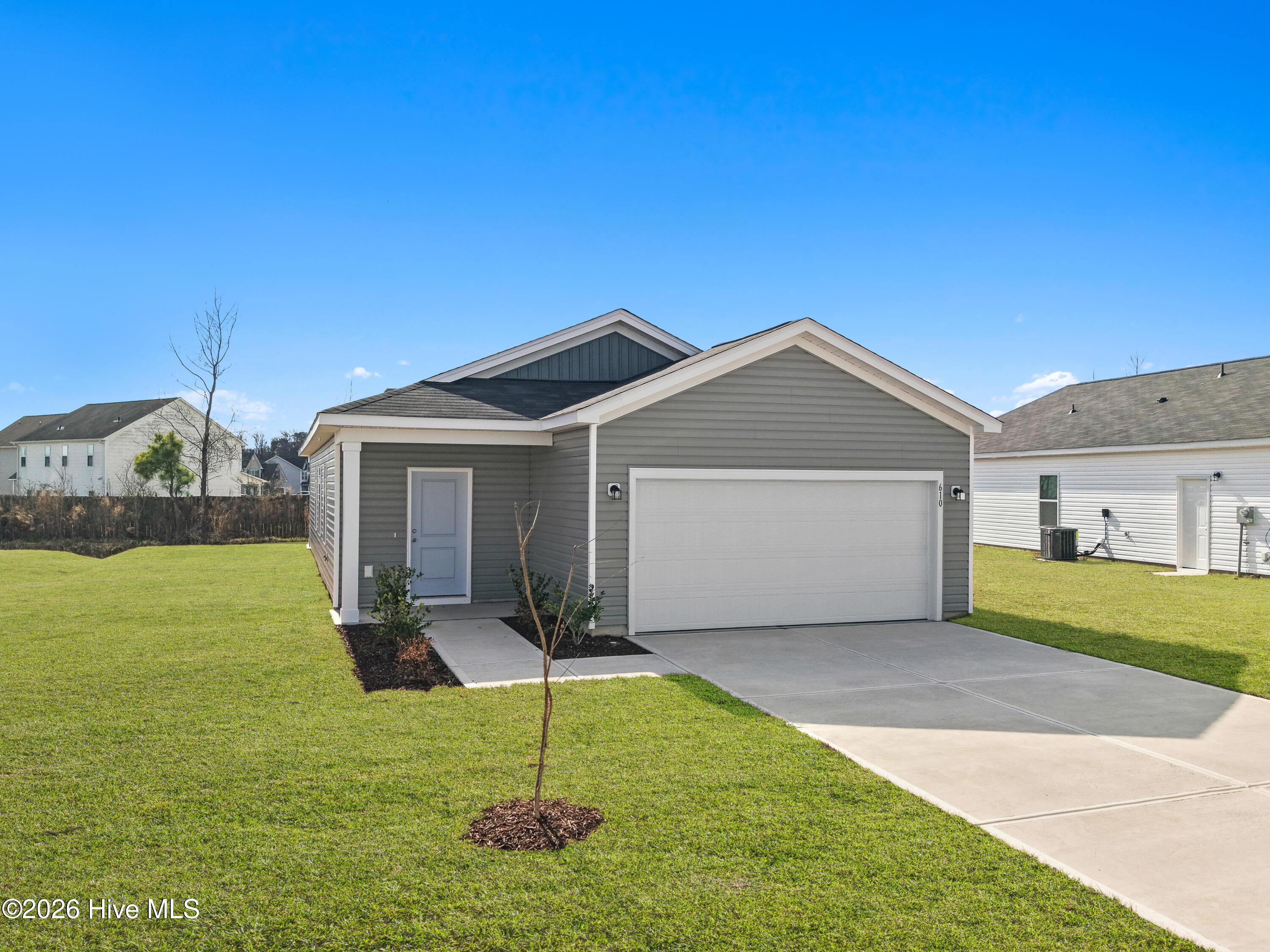 Photo of similar home.