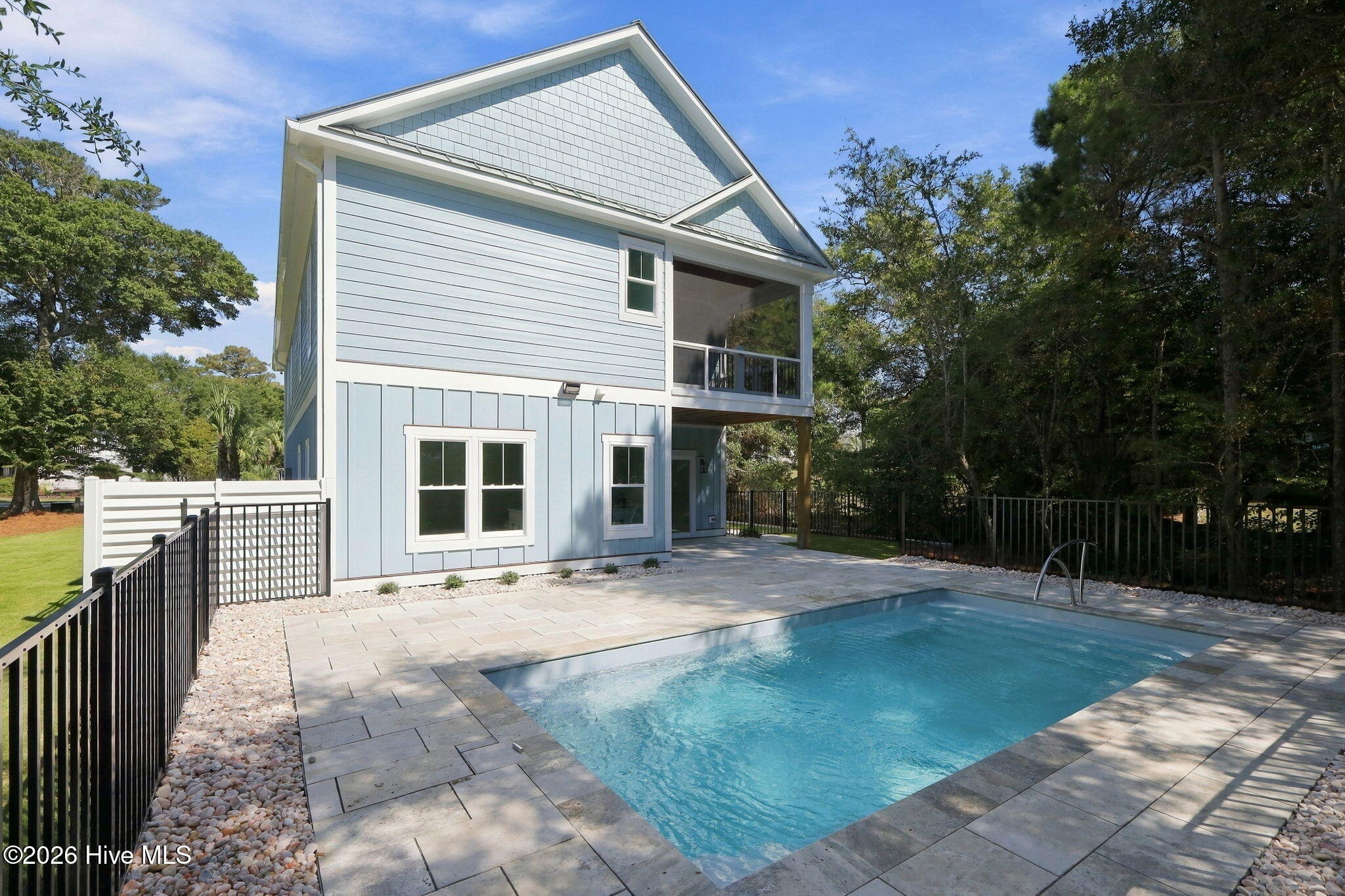 405 Emerald Landing 