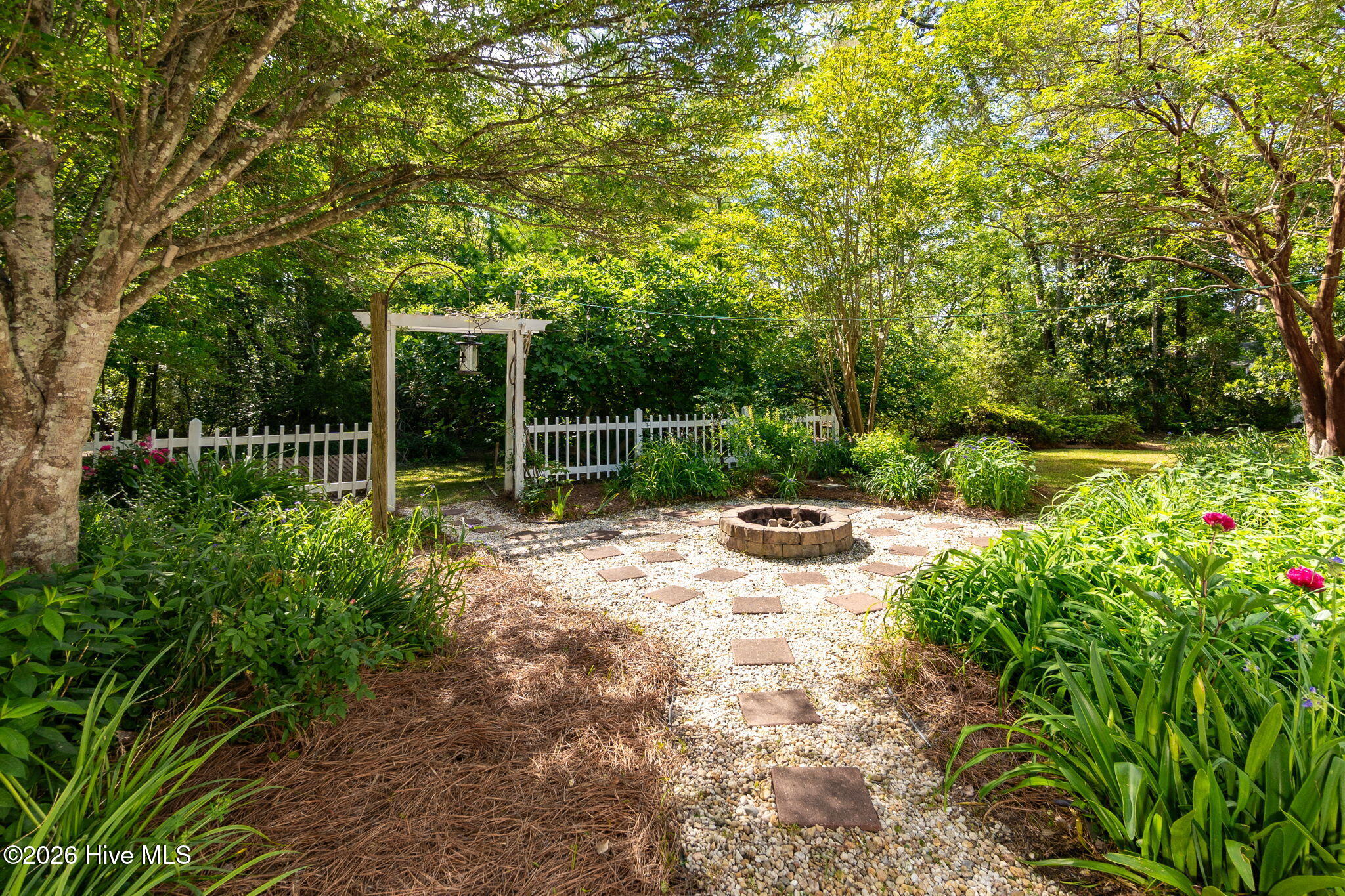 121 Gull Harbor Drive,Newport
