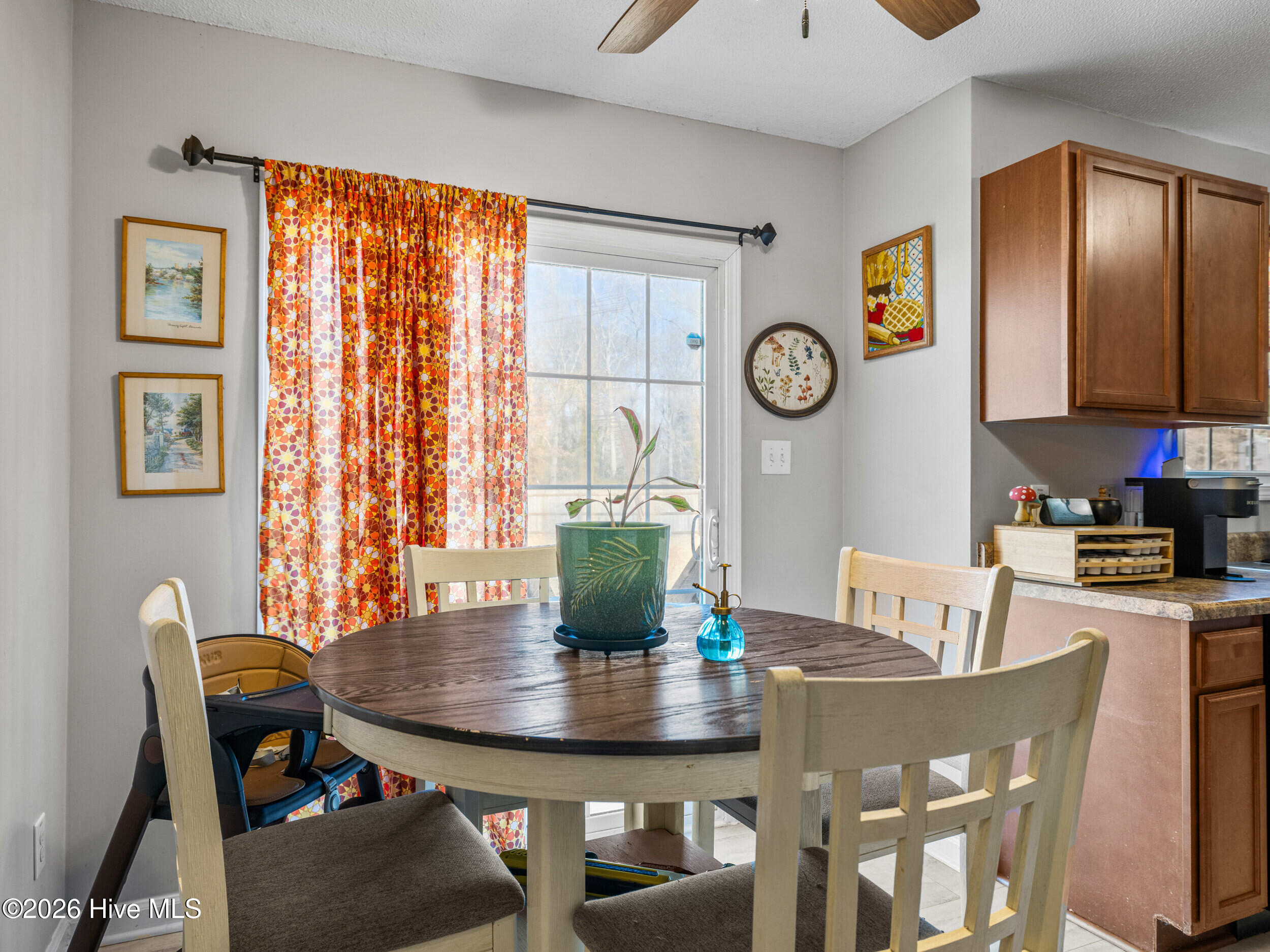 100554135 | Photo 14