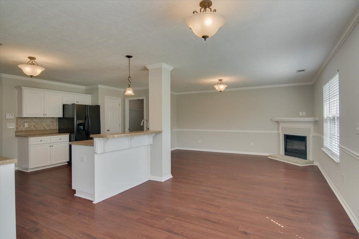 5043 Reynolds Way