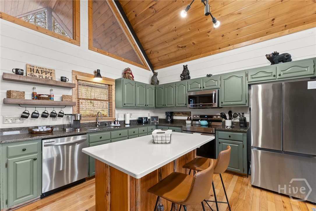 437 Spruce Circle