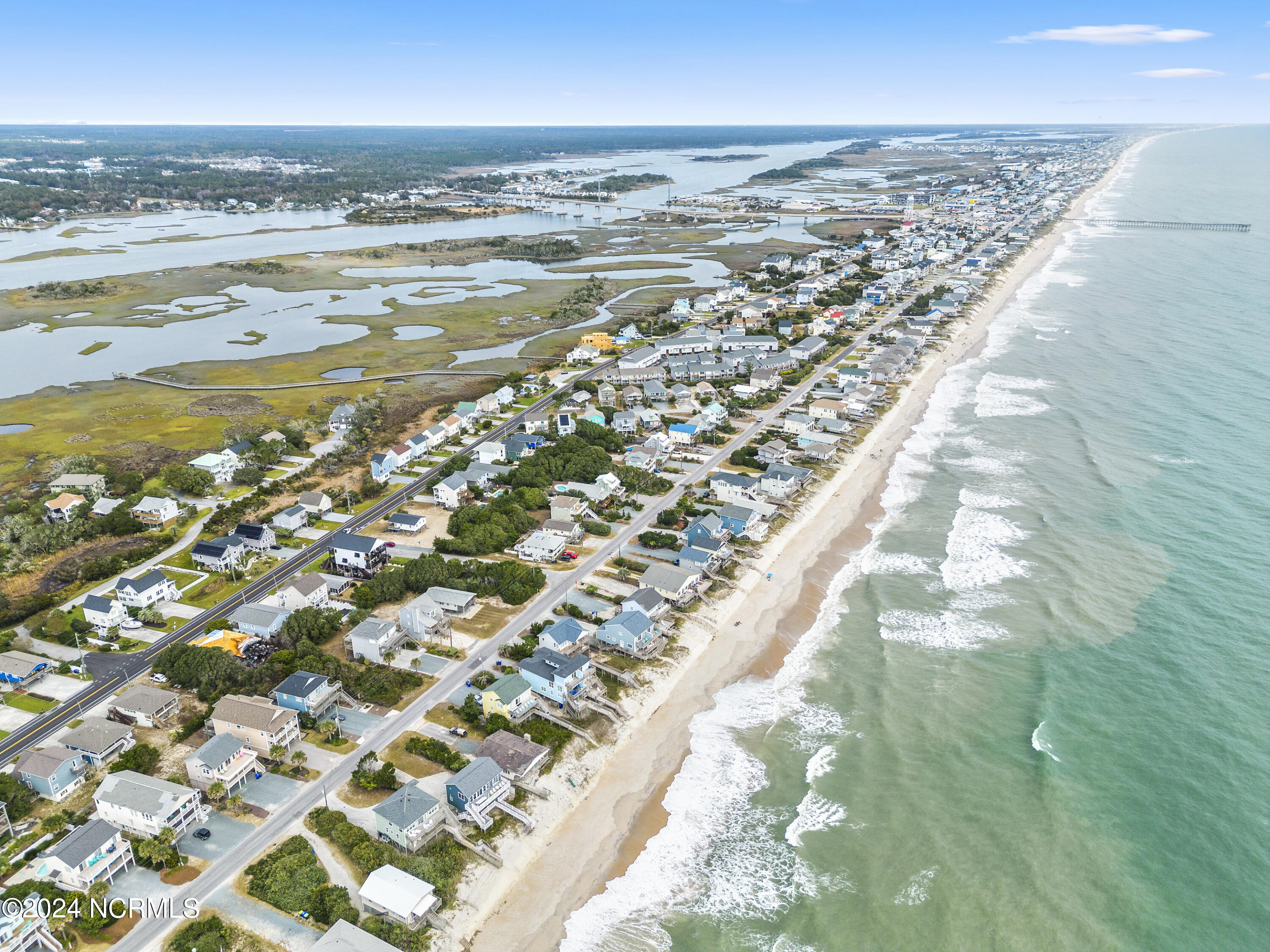 100535600 | Photo 53