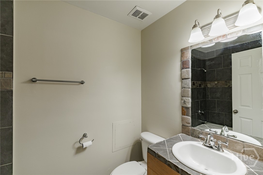 1055 Baxter Street 103