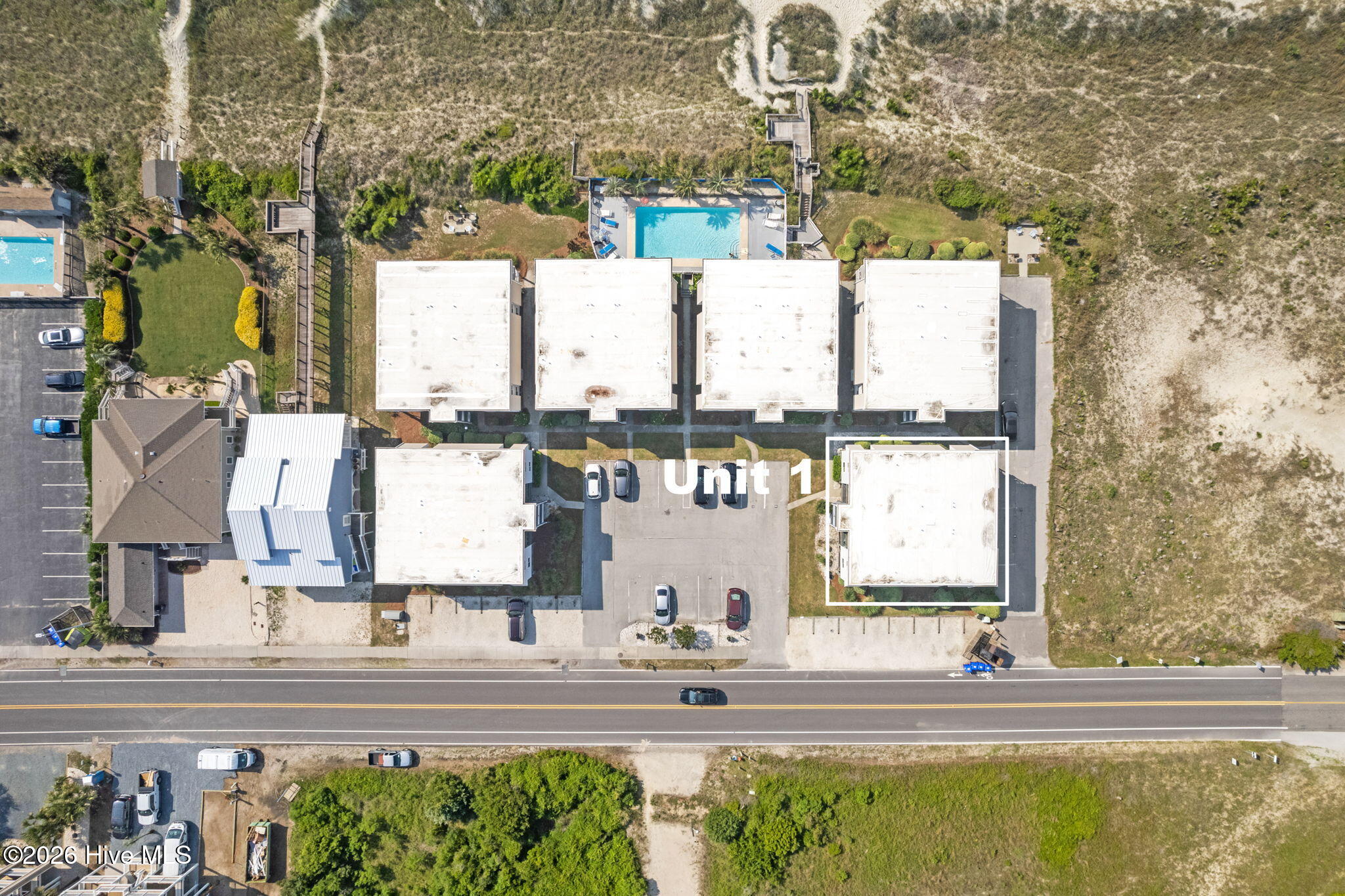 100557808 | Photo 24