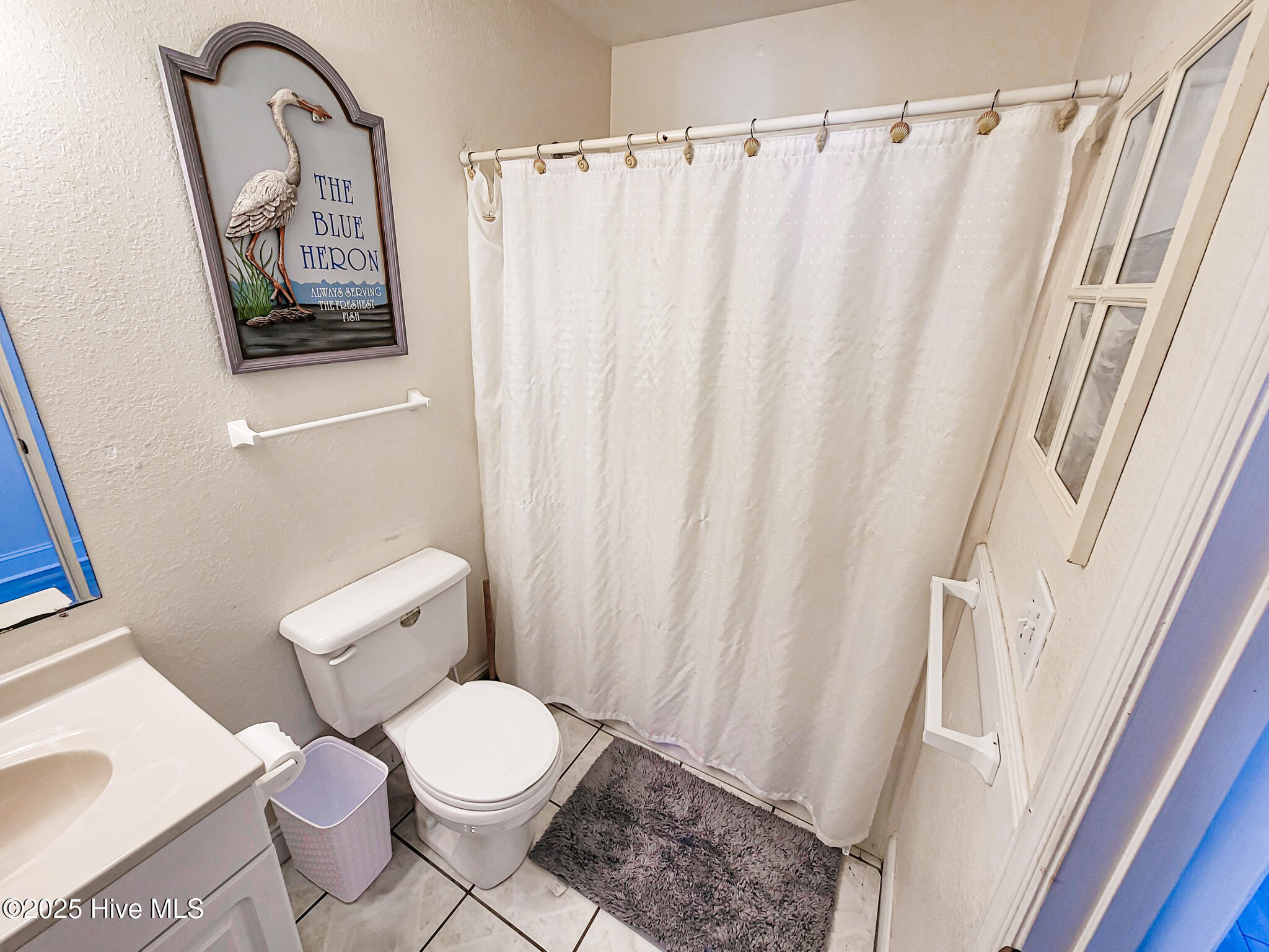 100499677 | Photo 21