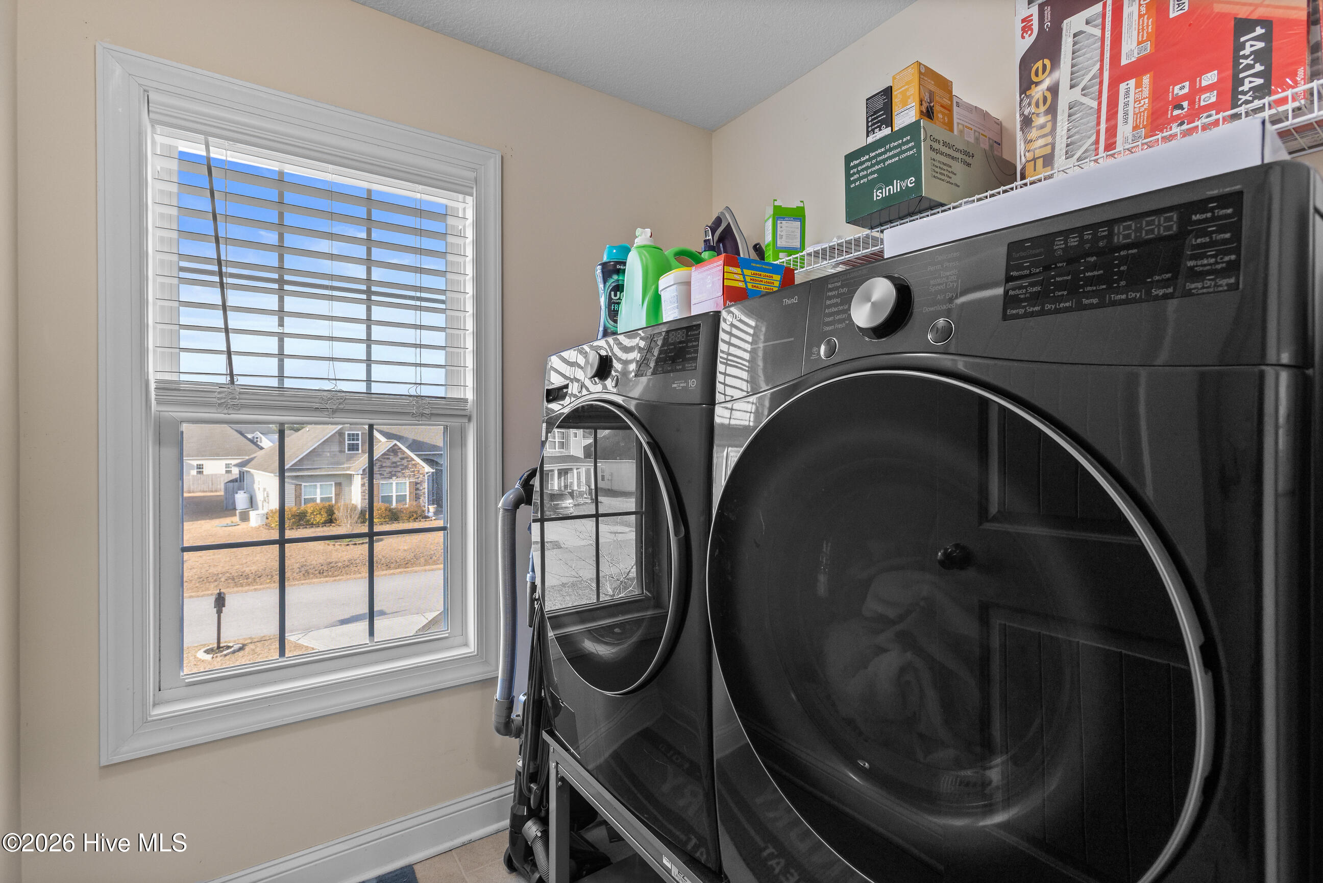 100556437 | Photo 31