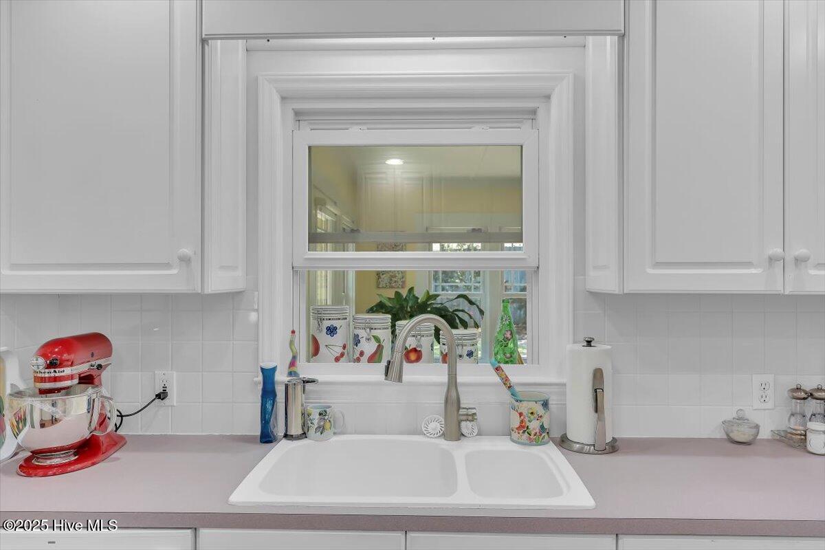 100542832 | Photo 21