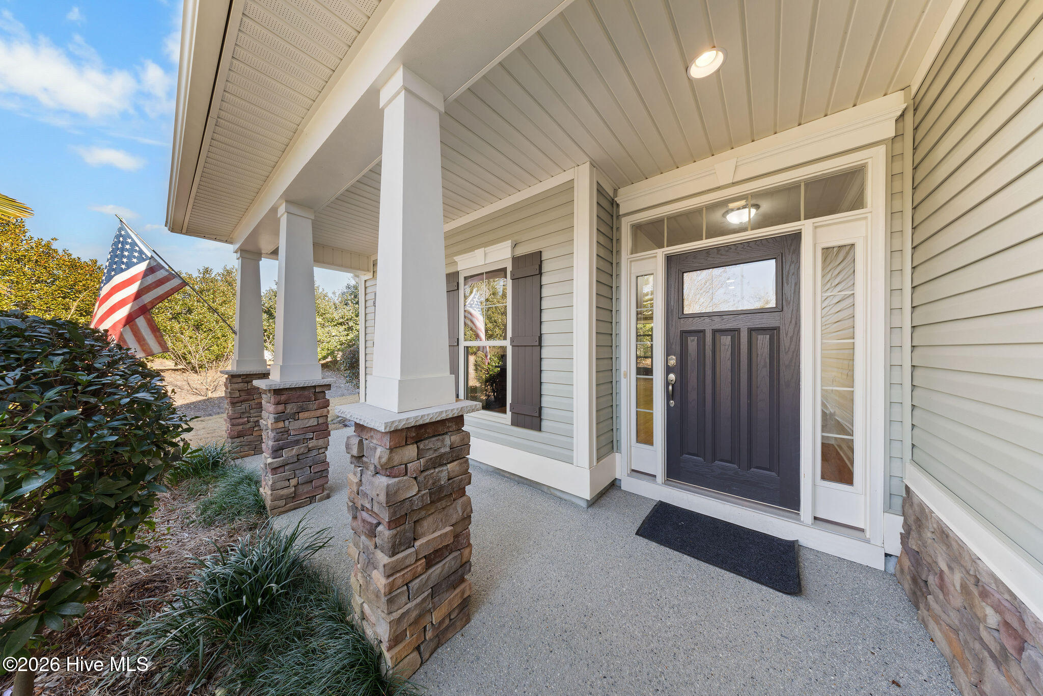 100552477 | Photo 13