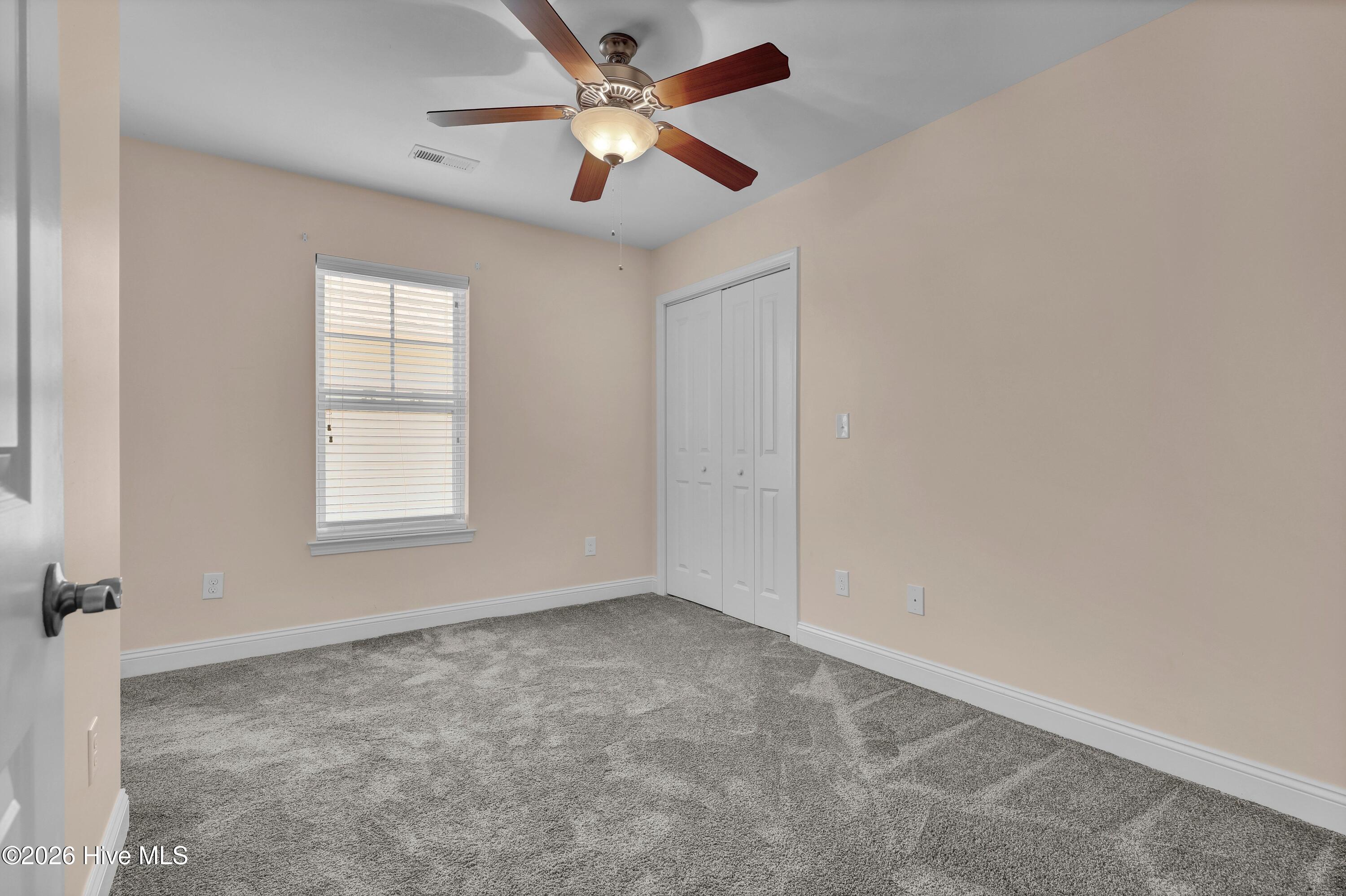 100567851 | Photo 21