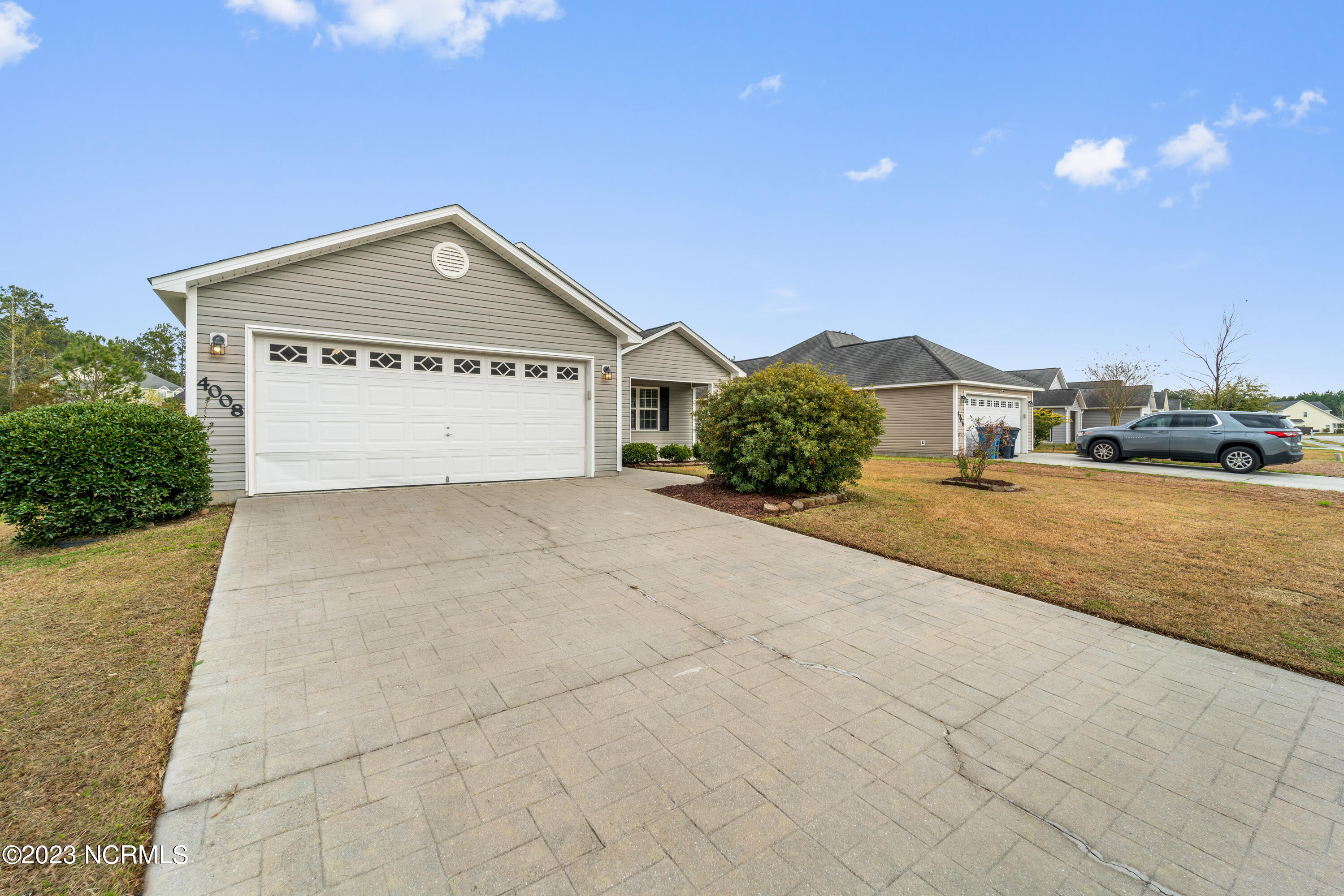 100564586 | Photo 19