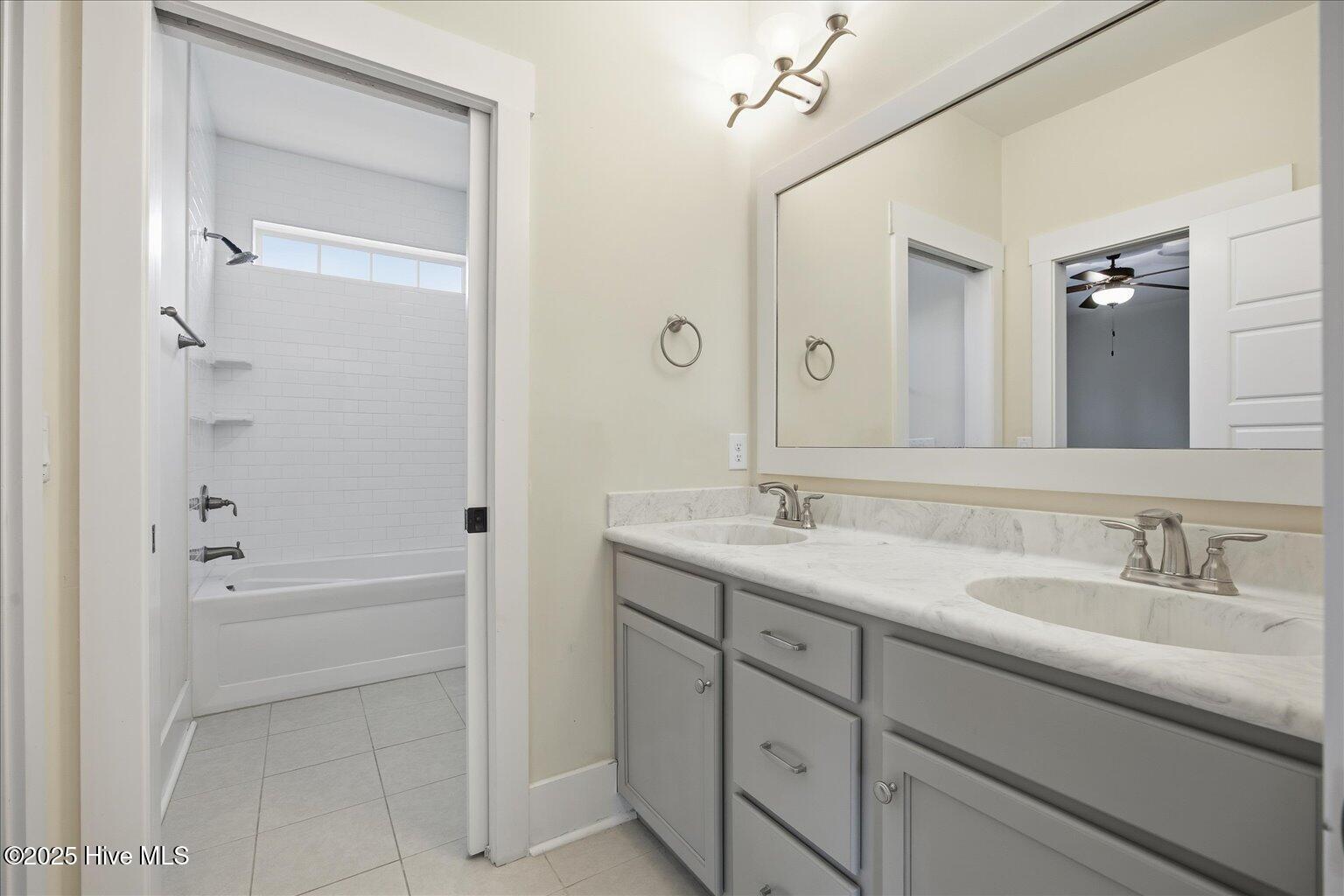 100536924 | Photo 29