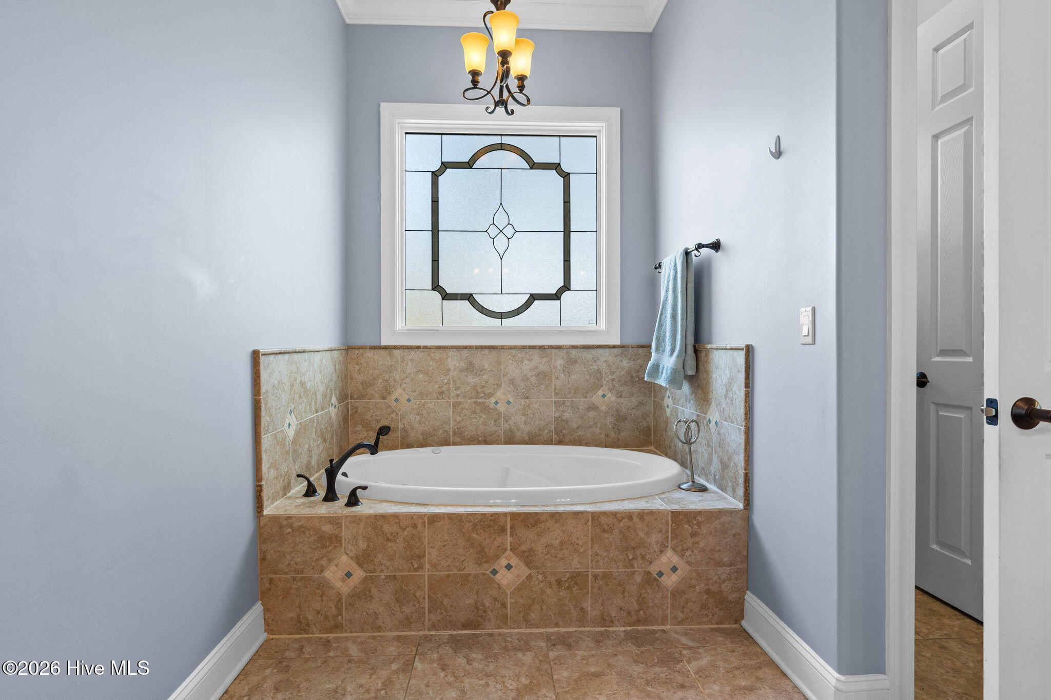 100553770 | Photo 27