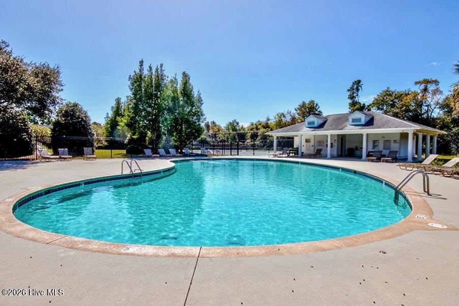 100553101 | Photo 43