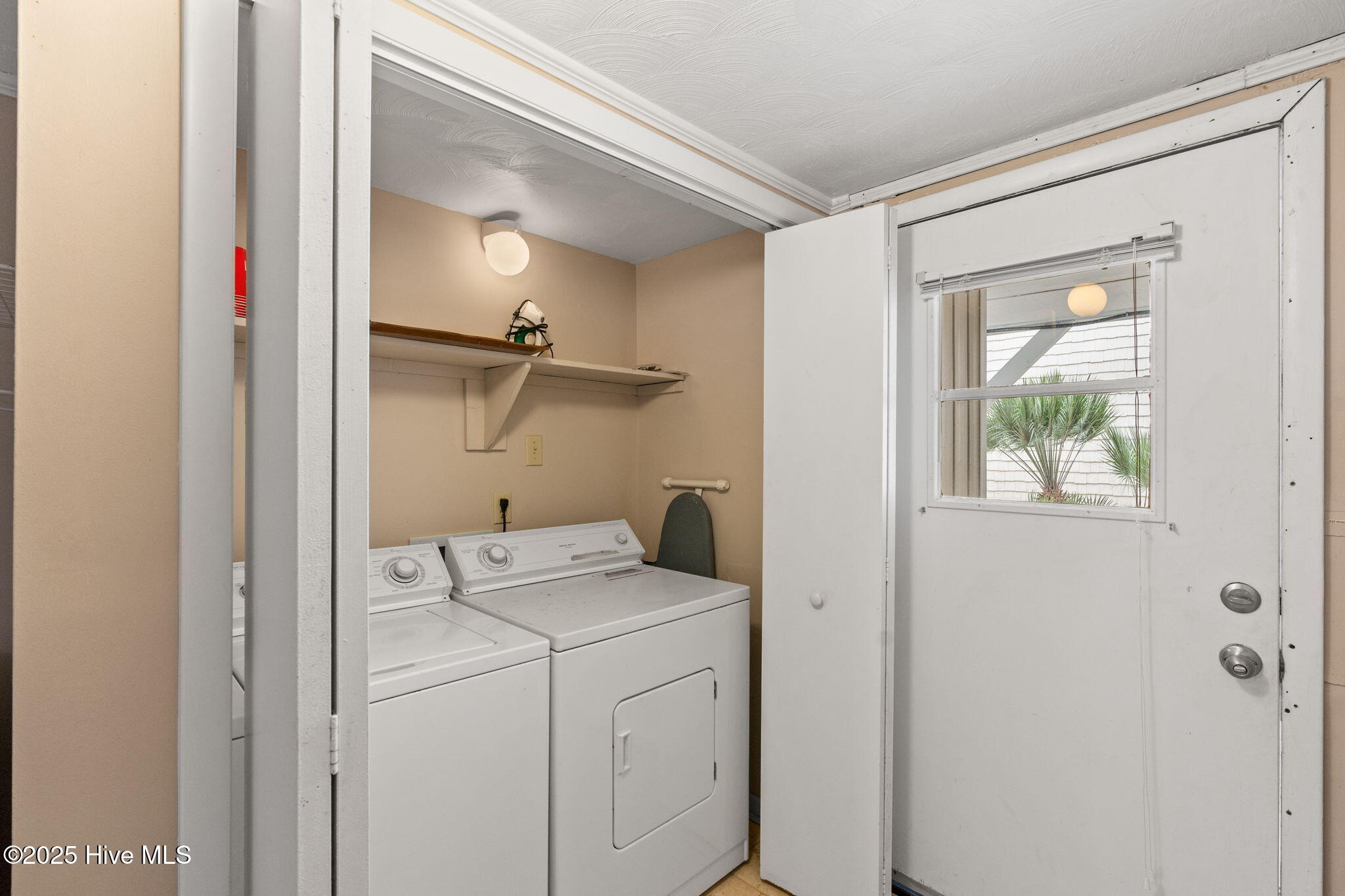 100542968 | Photo 34