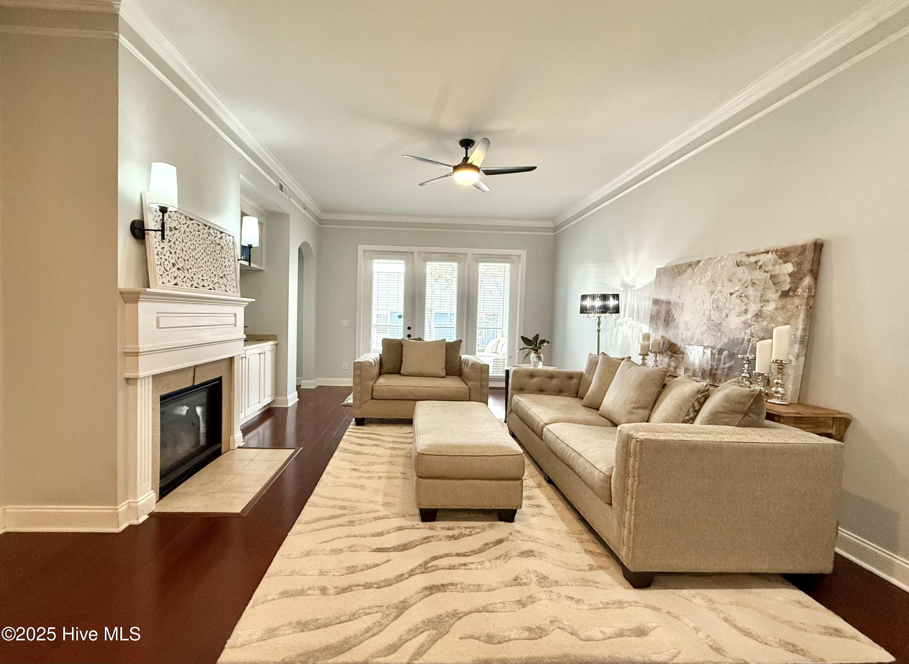 100542840 | Photo 15