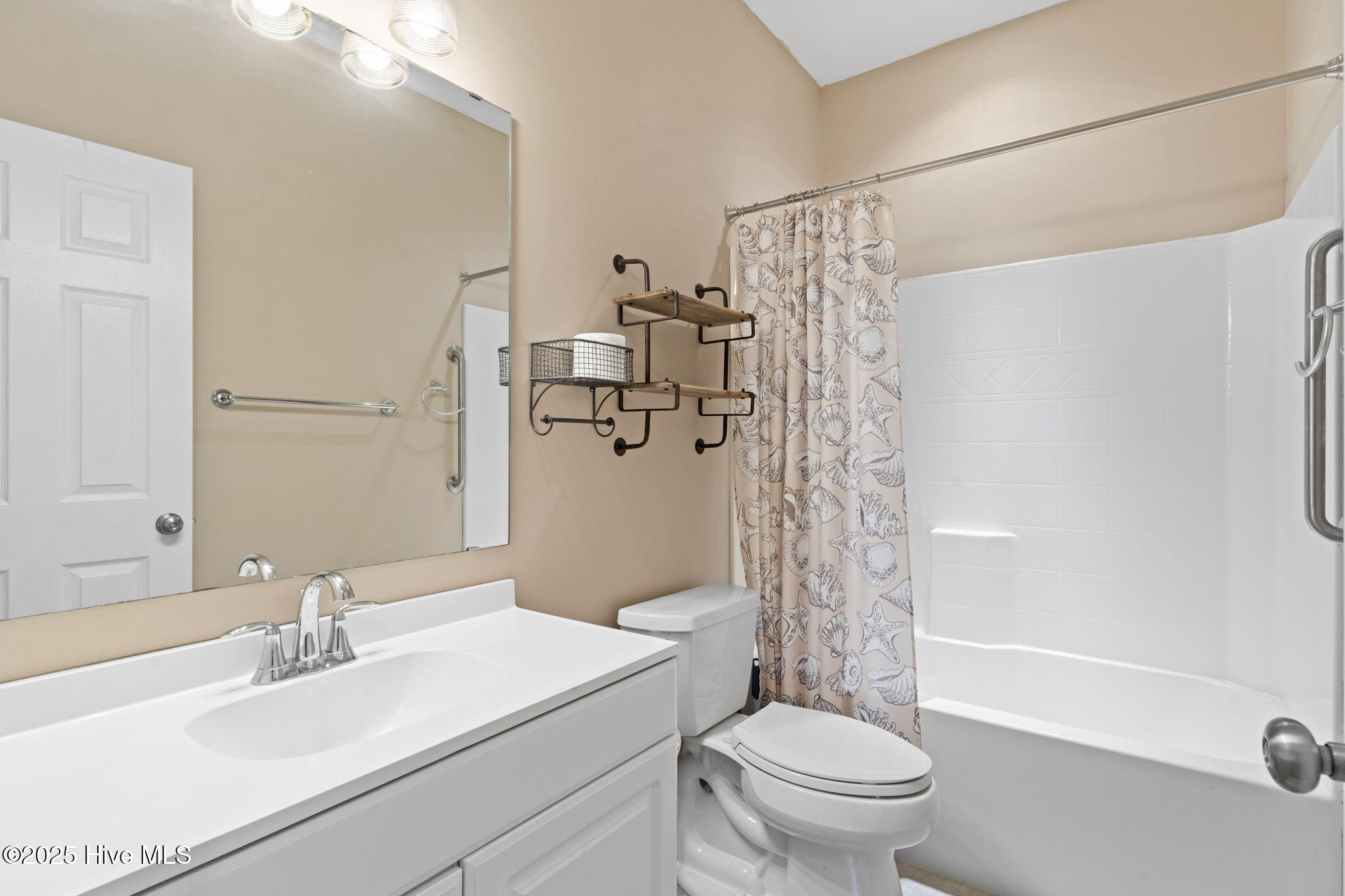 100501996 | Photo 29