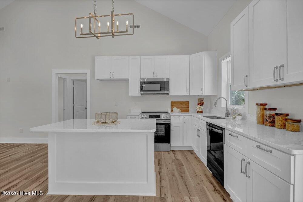 100561234 | Photo 10