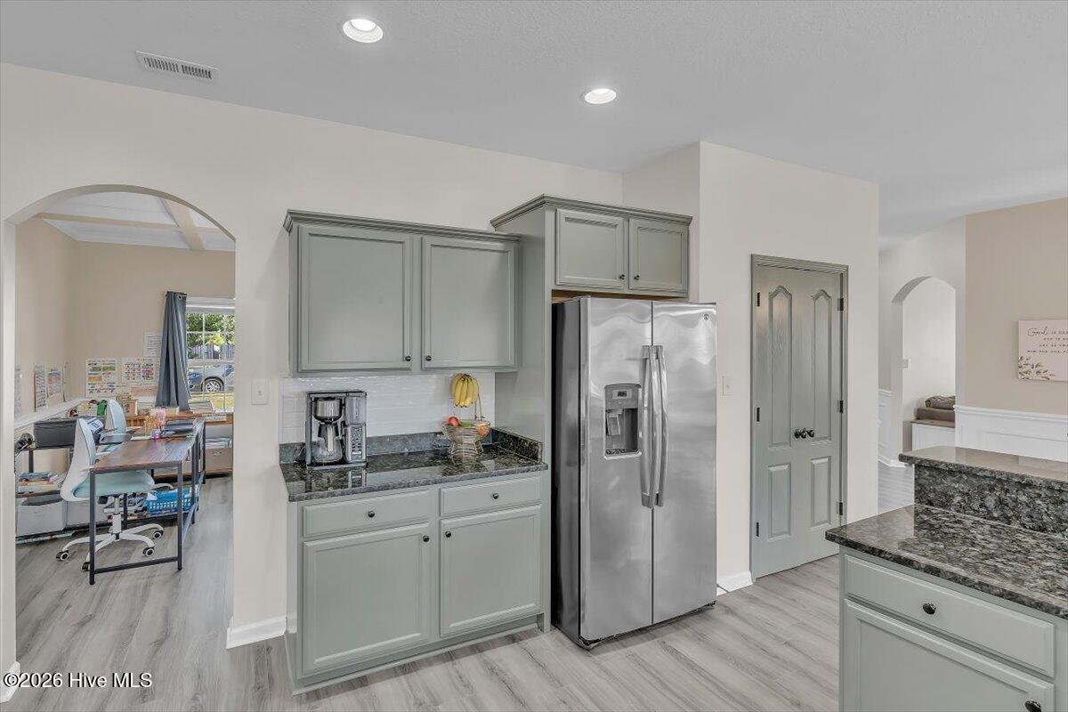 100558956 | Photo 22